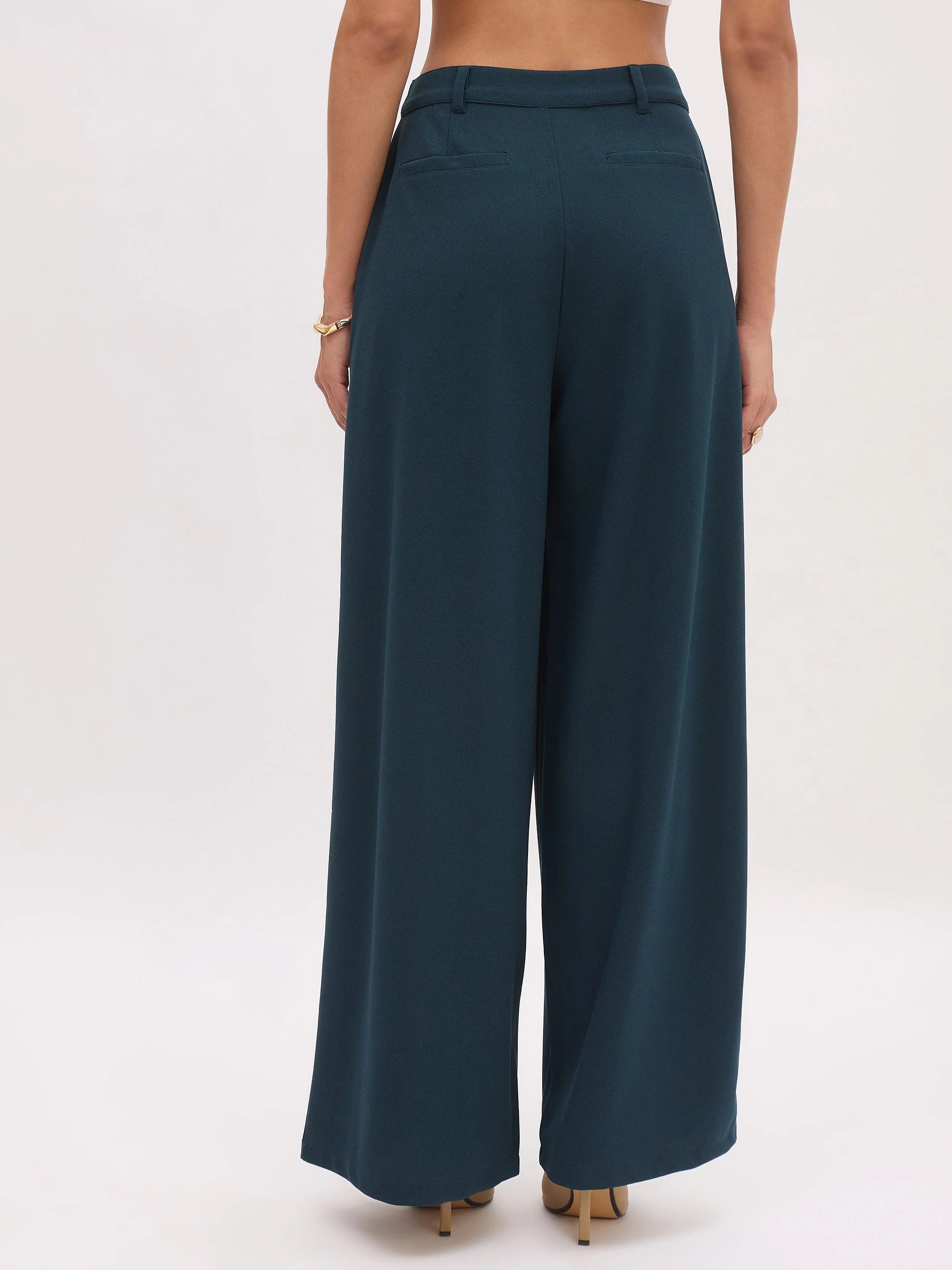Women Emerald Cross Pocket Pants - Image 5