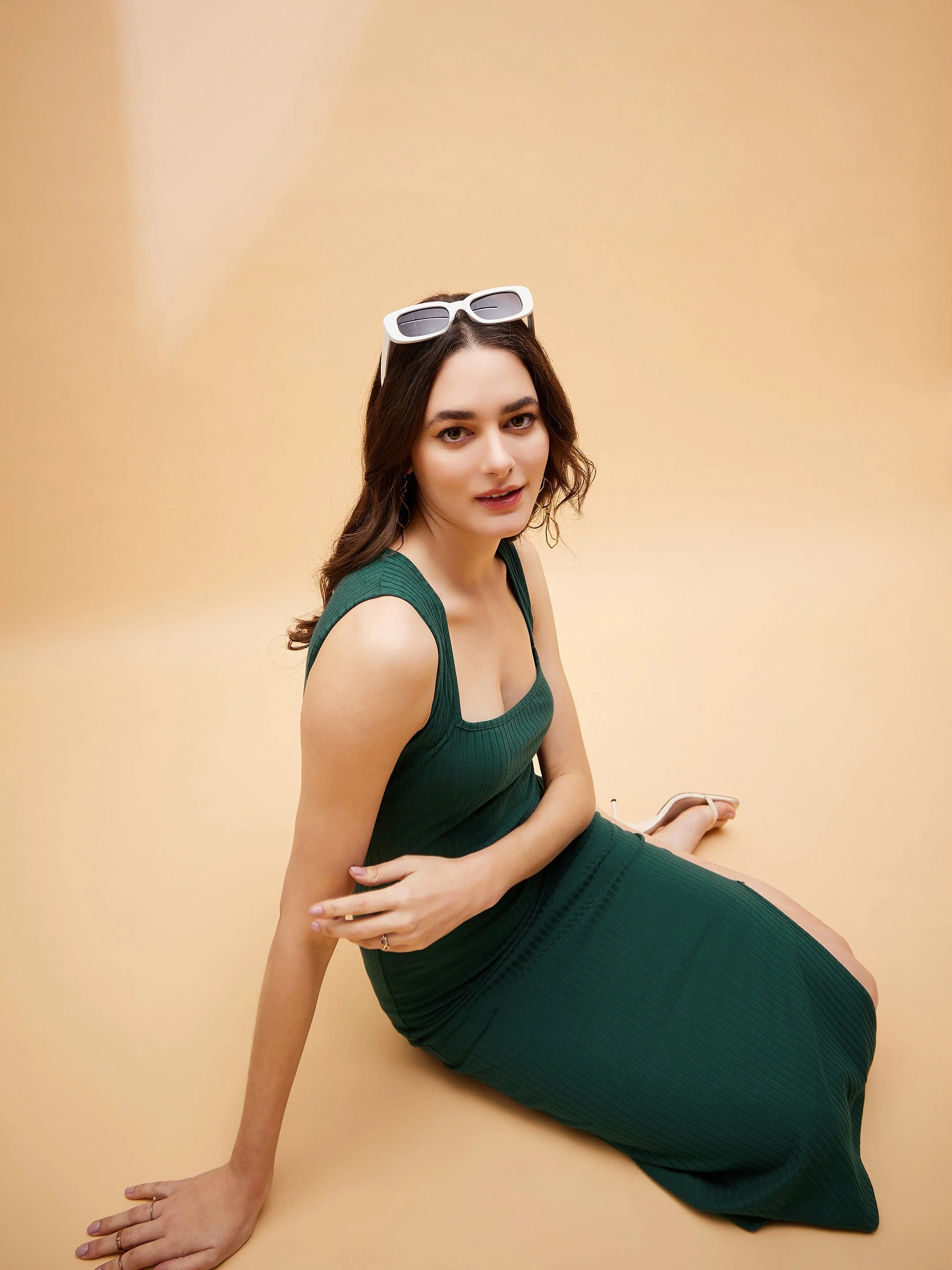 Women Emerald Green Square Neck Midi Slit Dress - Image 5