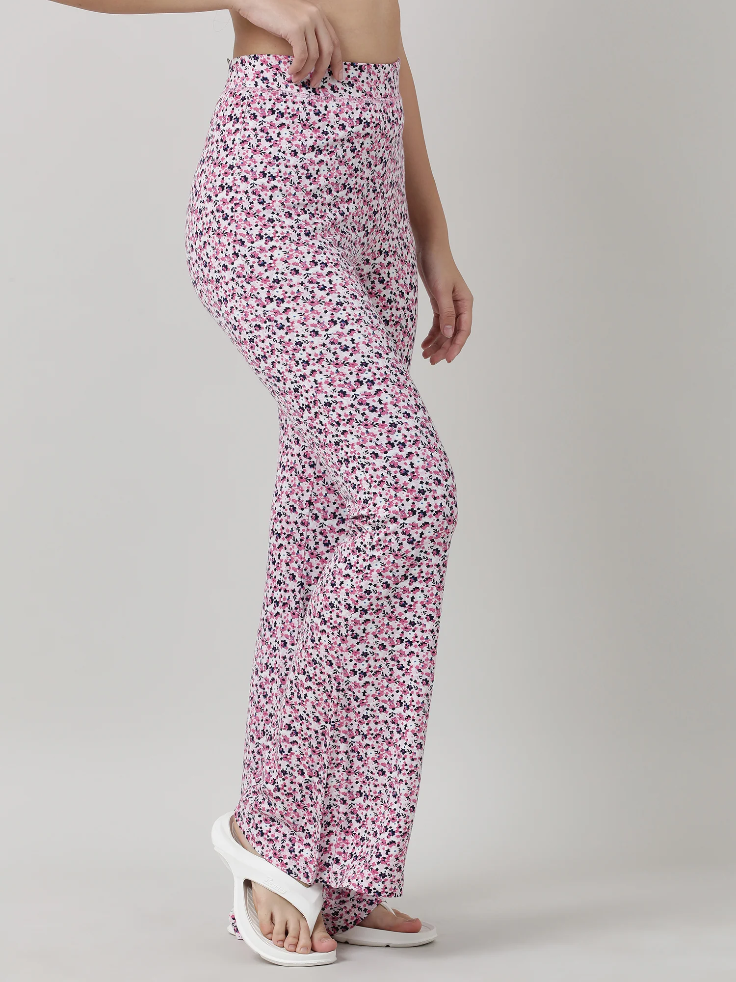 Women Flared Bottom Lounge Pants - Image 4