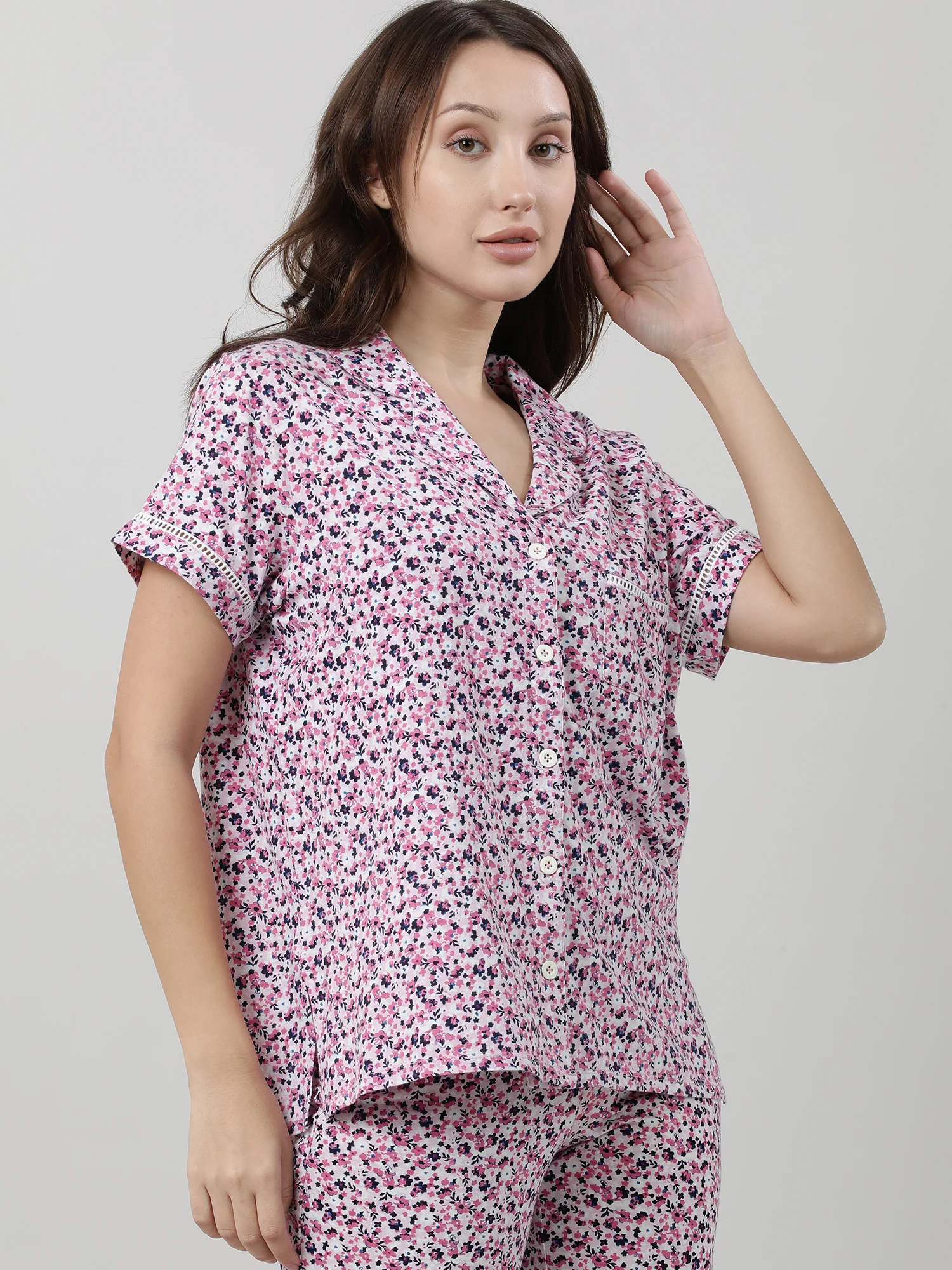 Women Floral Short Sleeves Shirt - Image 4