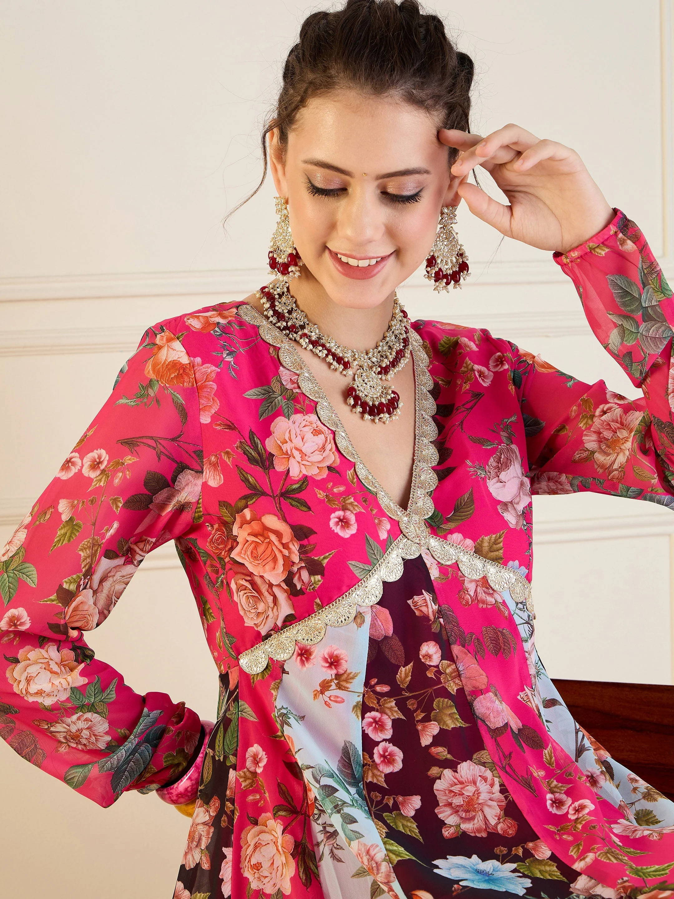 Women Fuchsia & Black Floral Long Anarkali Kurta - Image 4