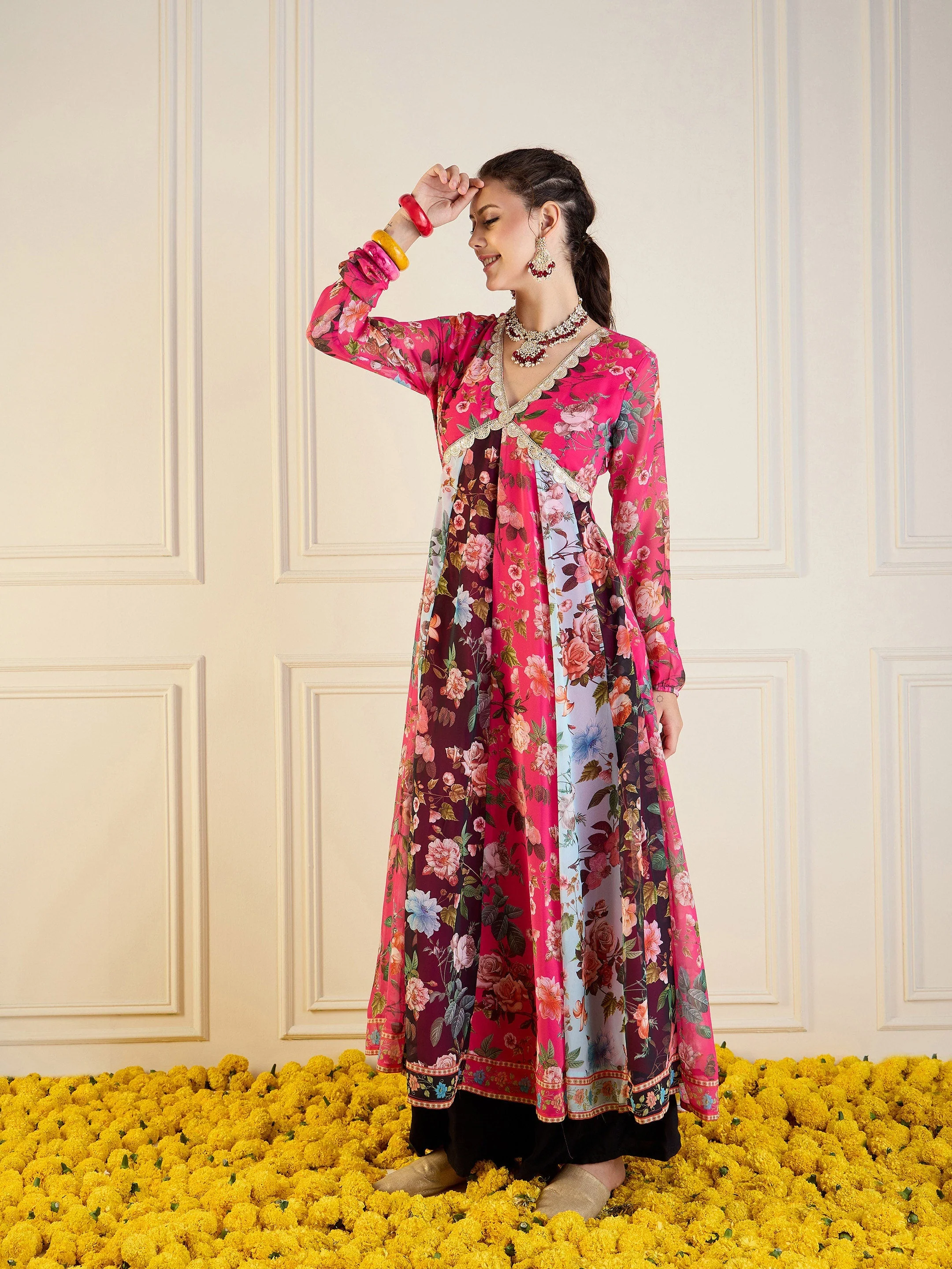 Women Fuchsia & Black Floral Long Anarkali Kurta - Image 6