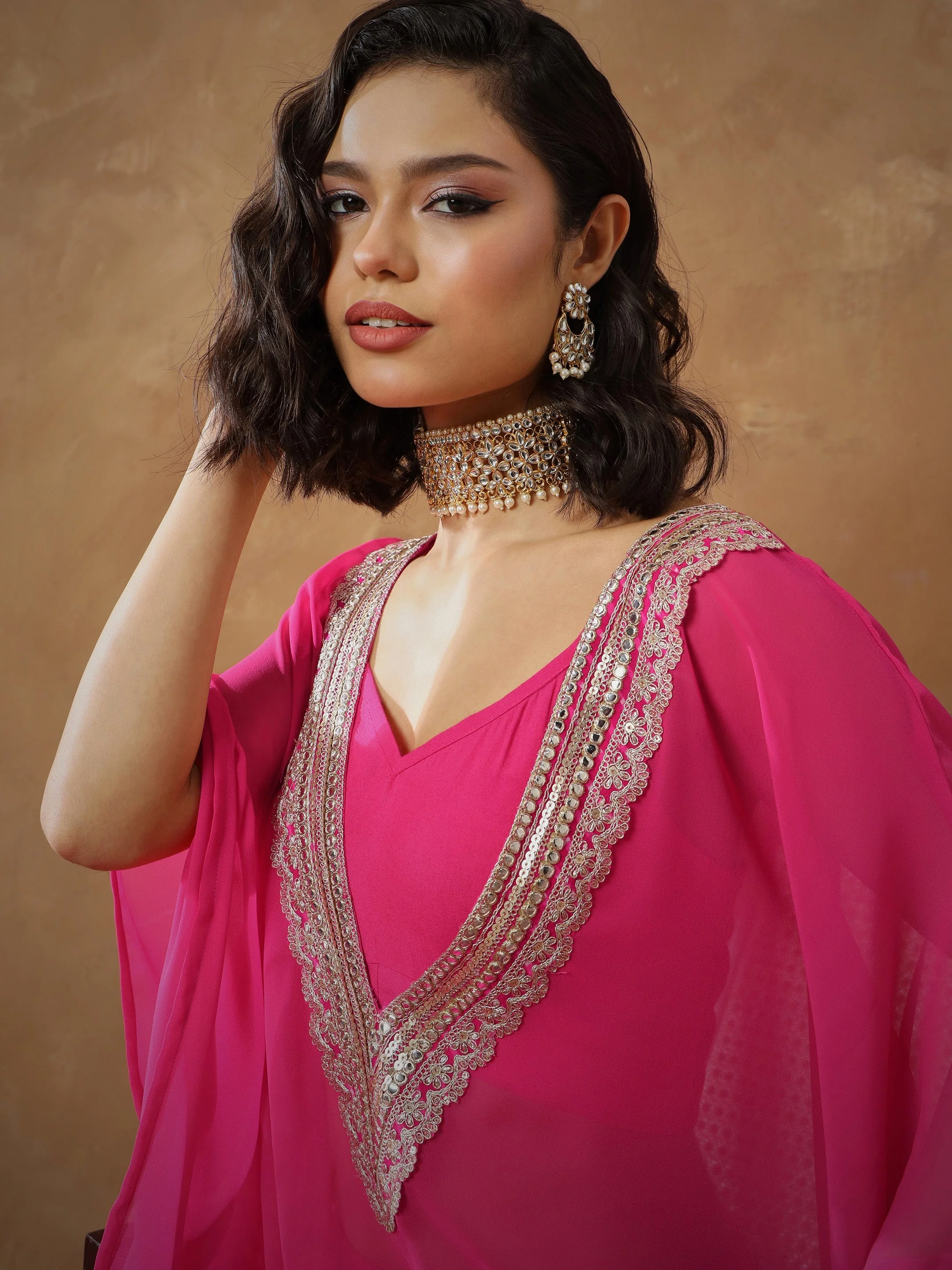 Women Fuchsia Embroidered Kaftan With Cami & Straight Pants - Image 4