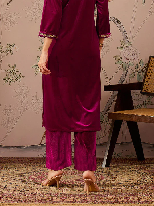 Women Fuchsia Velvet Elasticated Straight Pants - Image 2