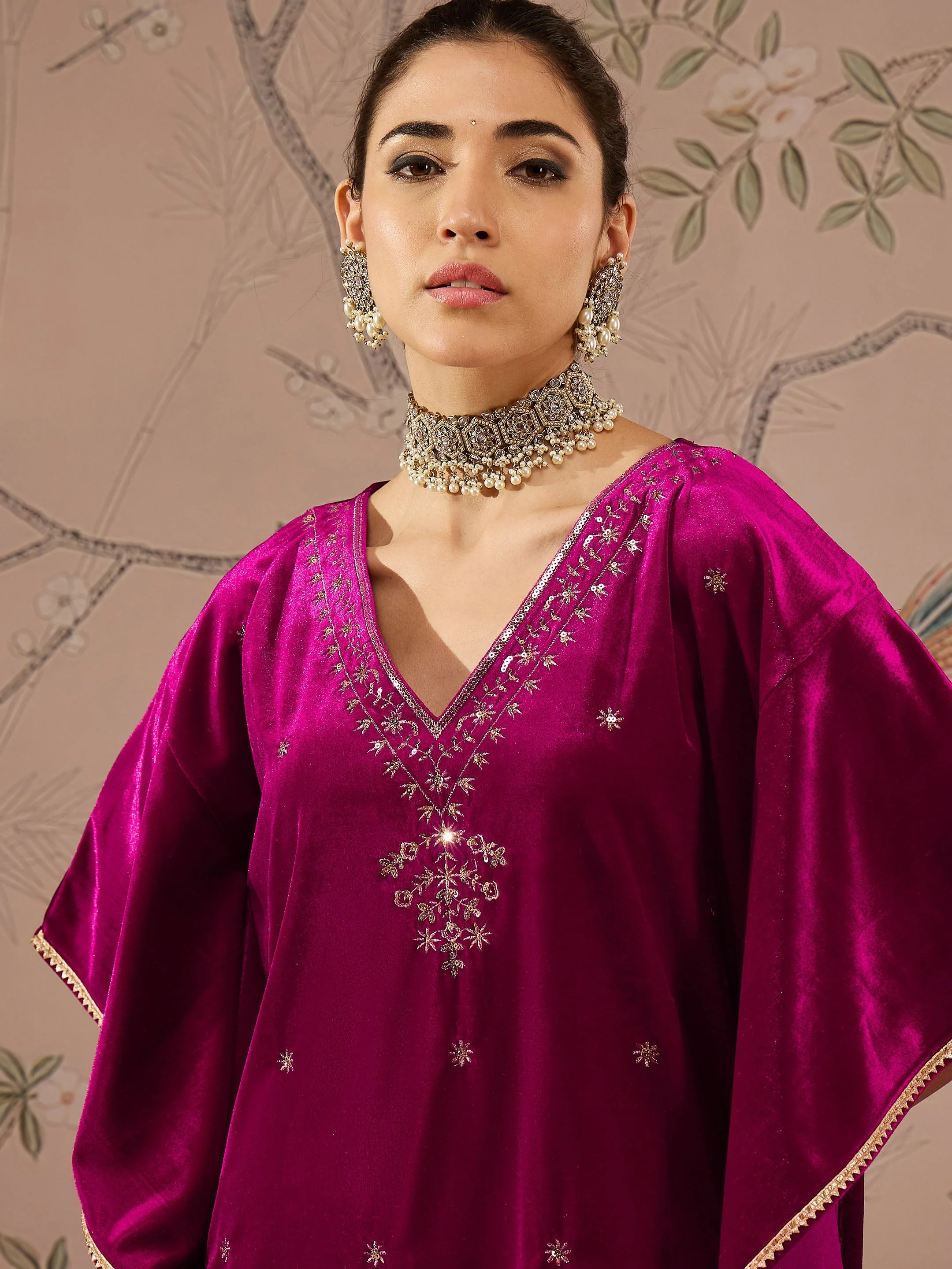 Women Fuchsia Velvet Front Embroidered Kaftan Kurta - Image 4