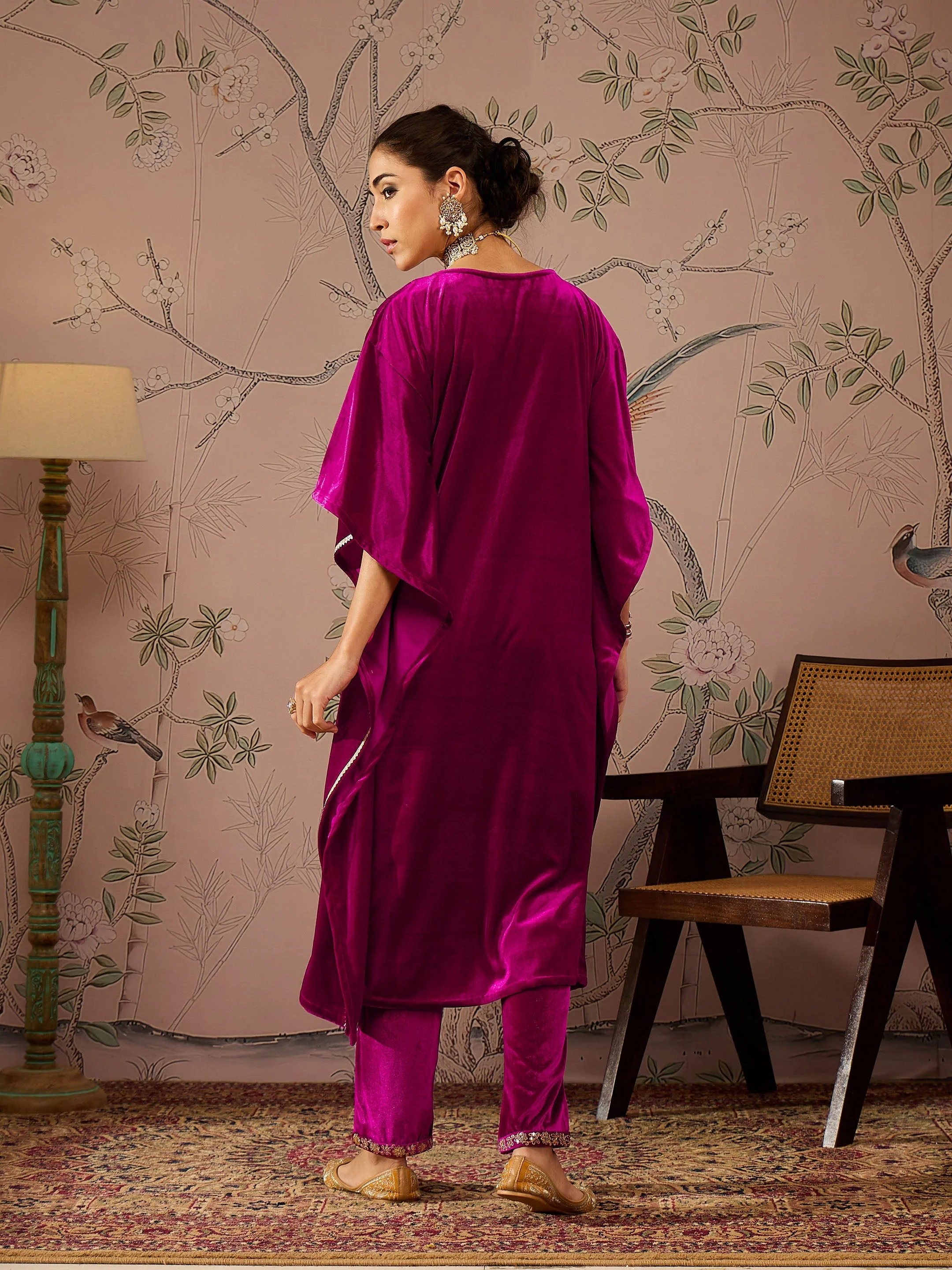 Women Fuchsia Velvet Front Embroidered Kaftan Kurta - Image 5