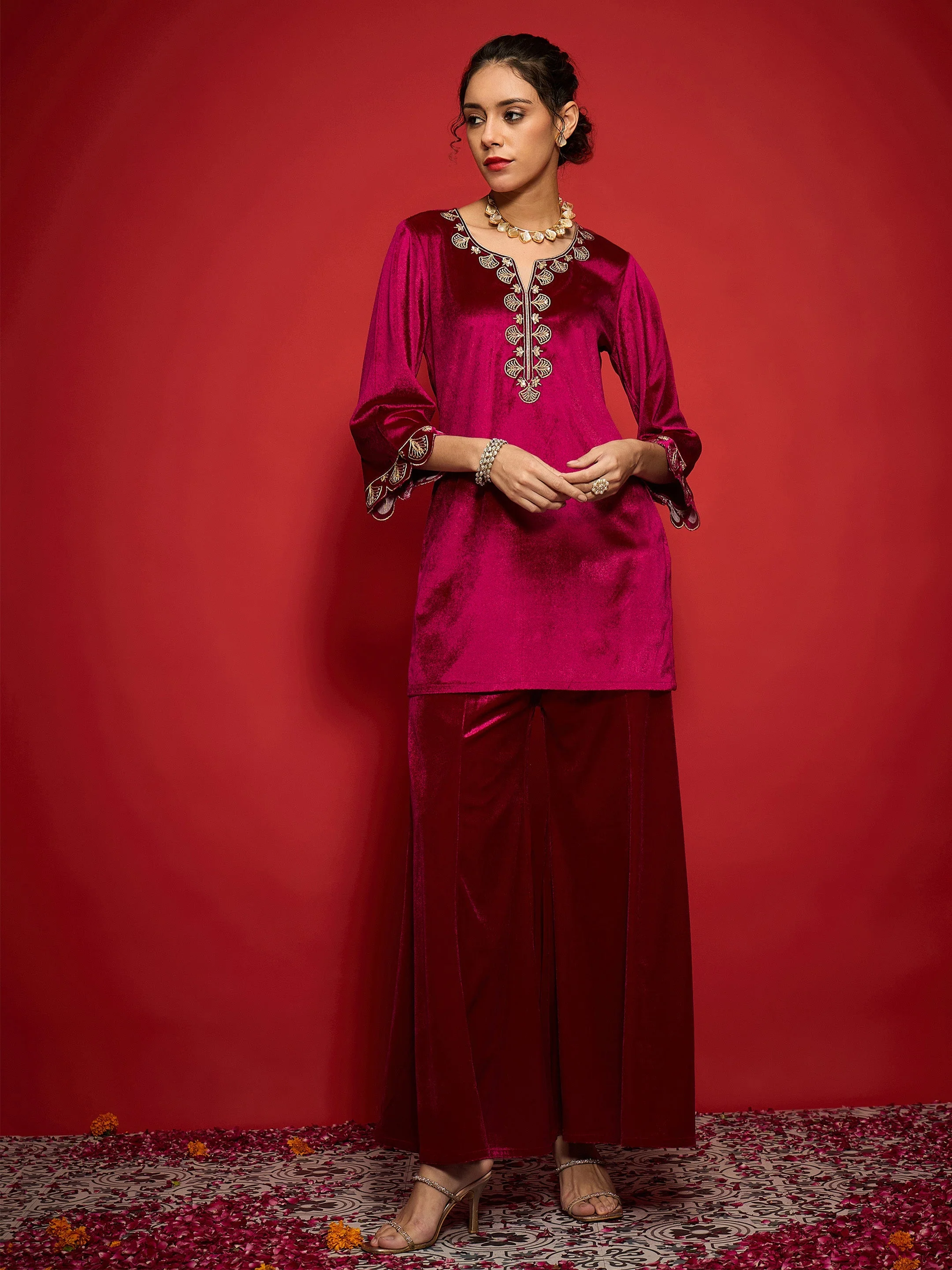 Women Fuchsia Velvet Placket Emb Short Kurta With Palazzos - Image 2