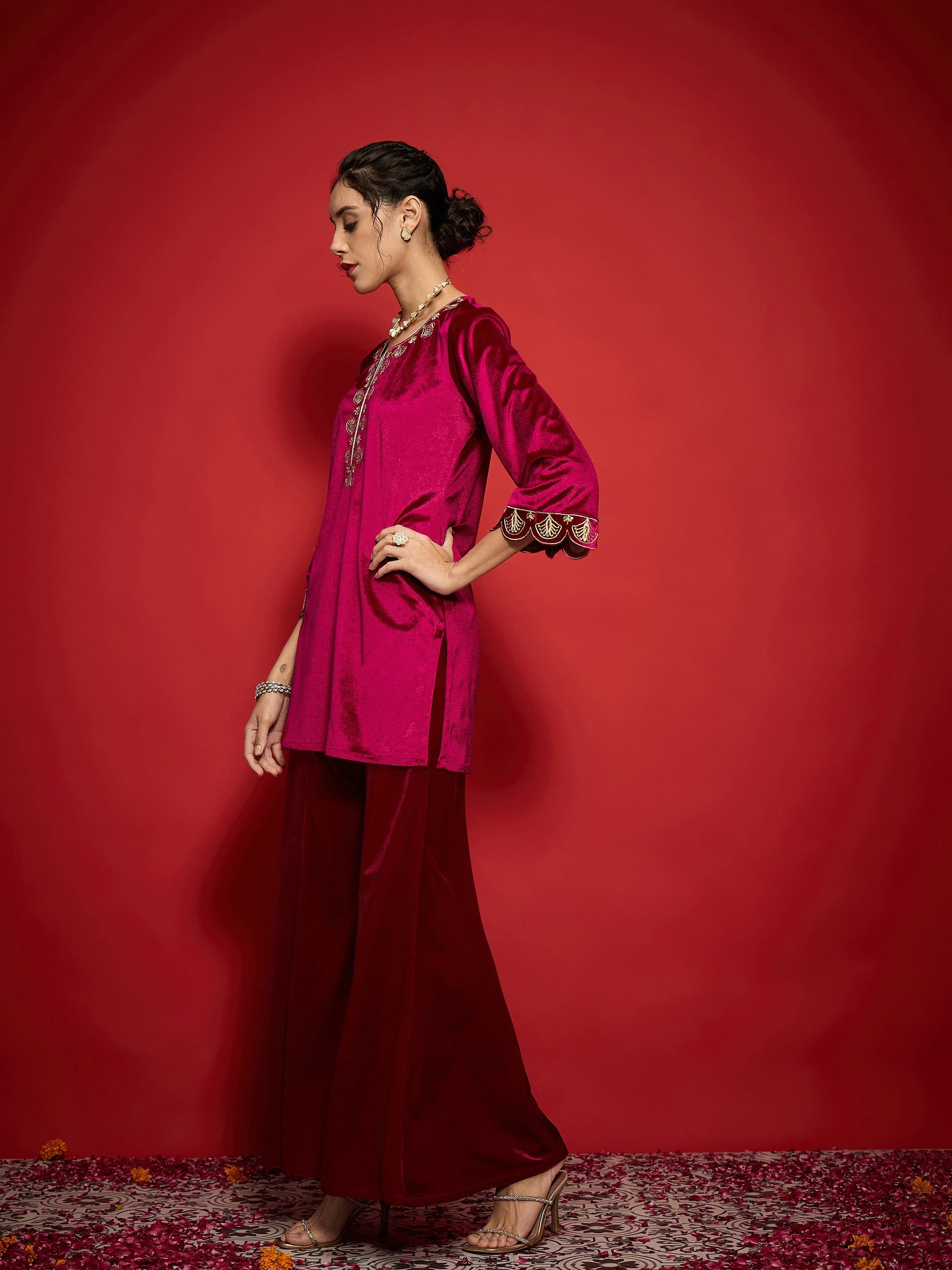 Women Fuchsia Velvet Placket Emb Short Kurta With Palazzos - Image 3
