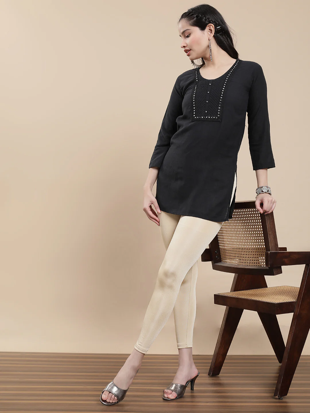 Women Gold Festive Pants - Image 5