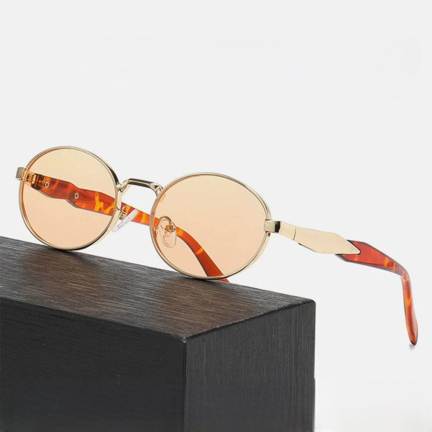 Women Gold Round Orange Sunglasses - Image 4