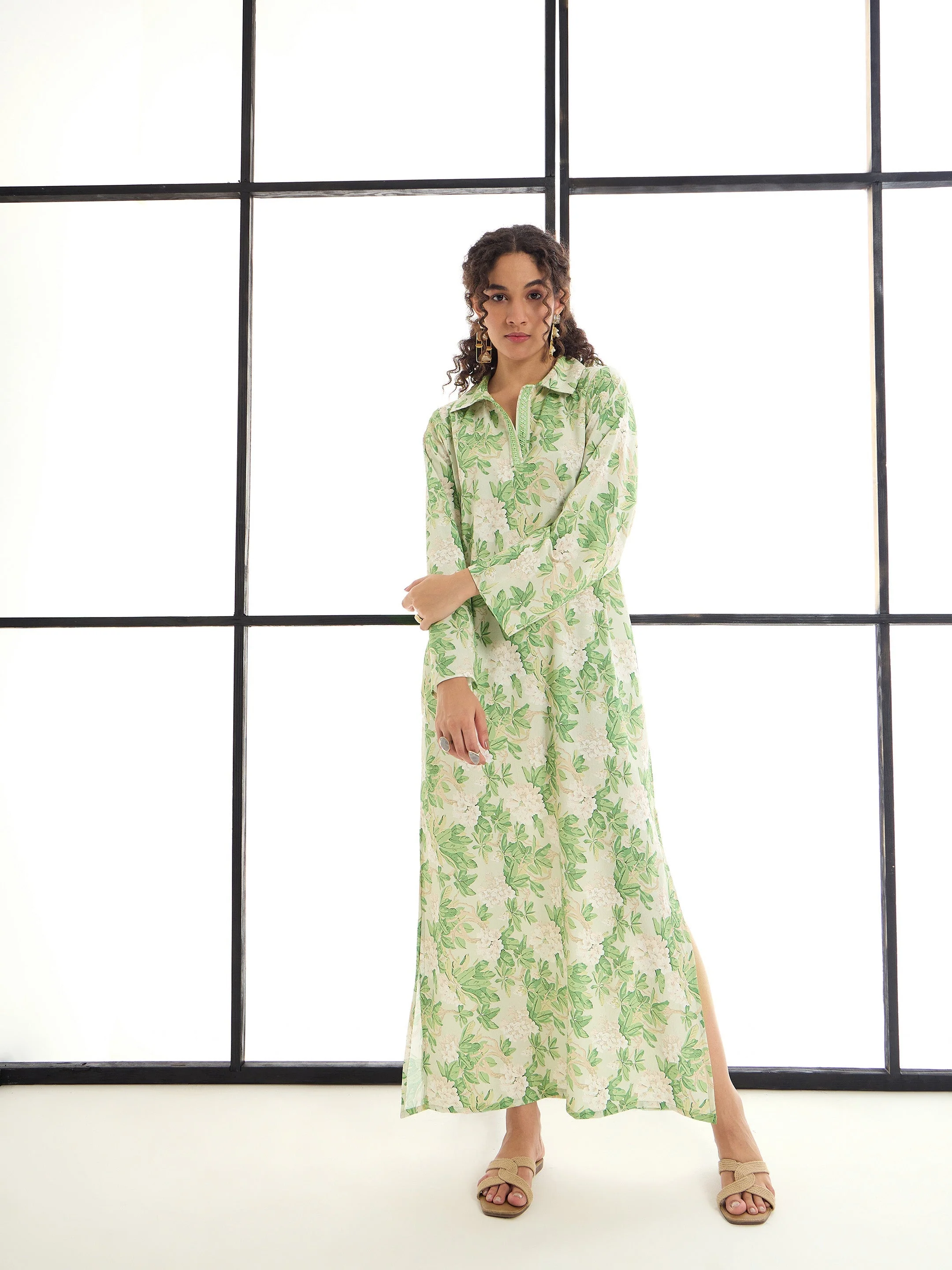 Women Green & Beige Floral Abaya Dress - Image 2