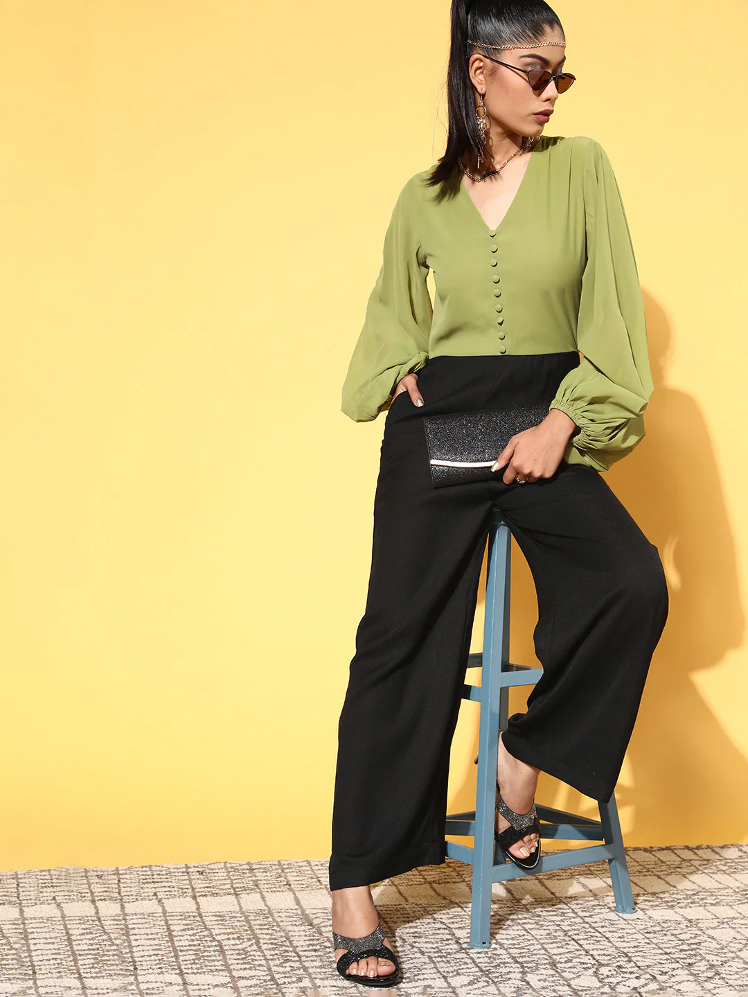 Women Green & Black Volume Sleeve Jumpsuit - Image 4
