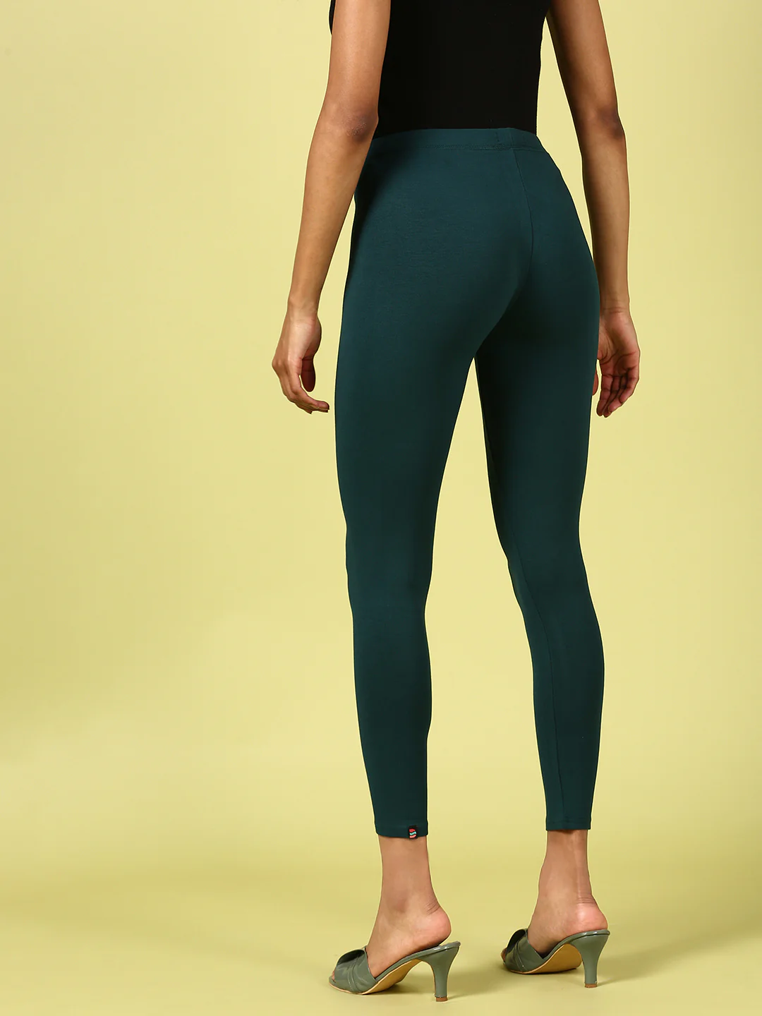 Women Green Casual Leggings - Image 6