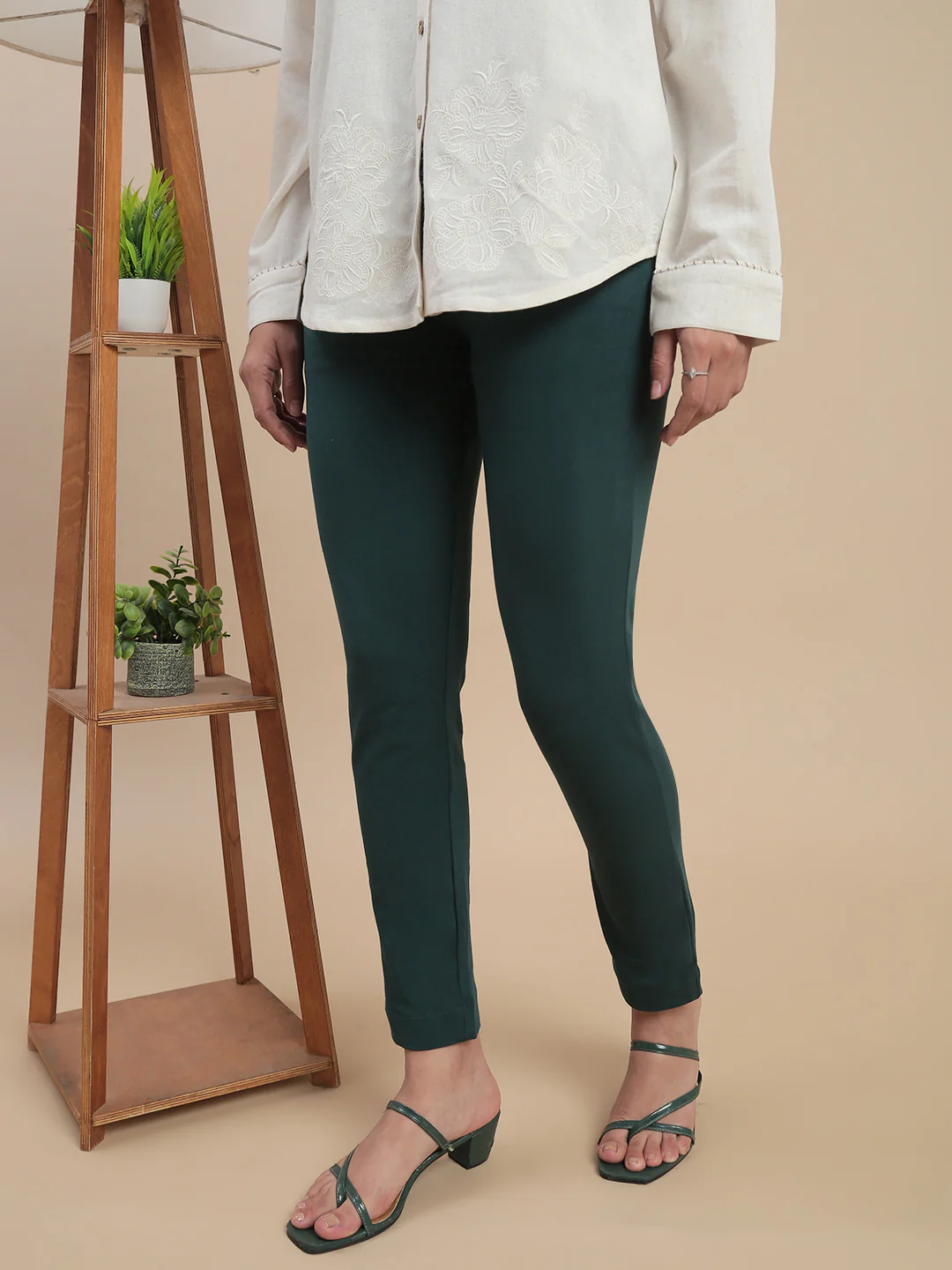 Women Green Cotton Strech Pants - Image 5