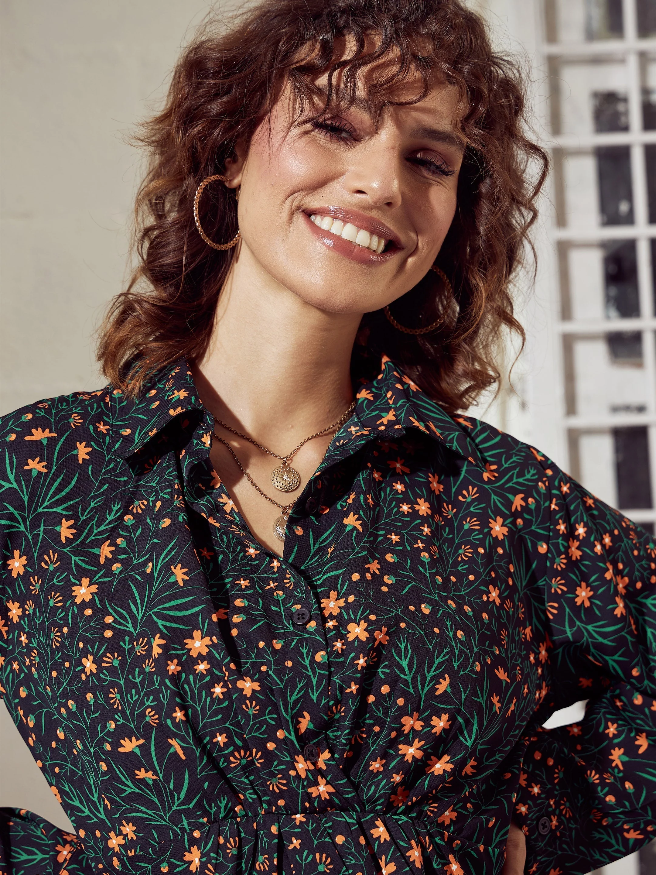 Women Green Ditsy Floral Twisted Top With Pants - Image 4