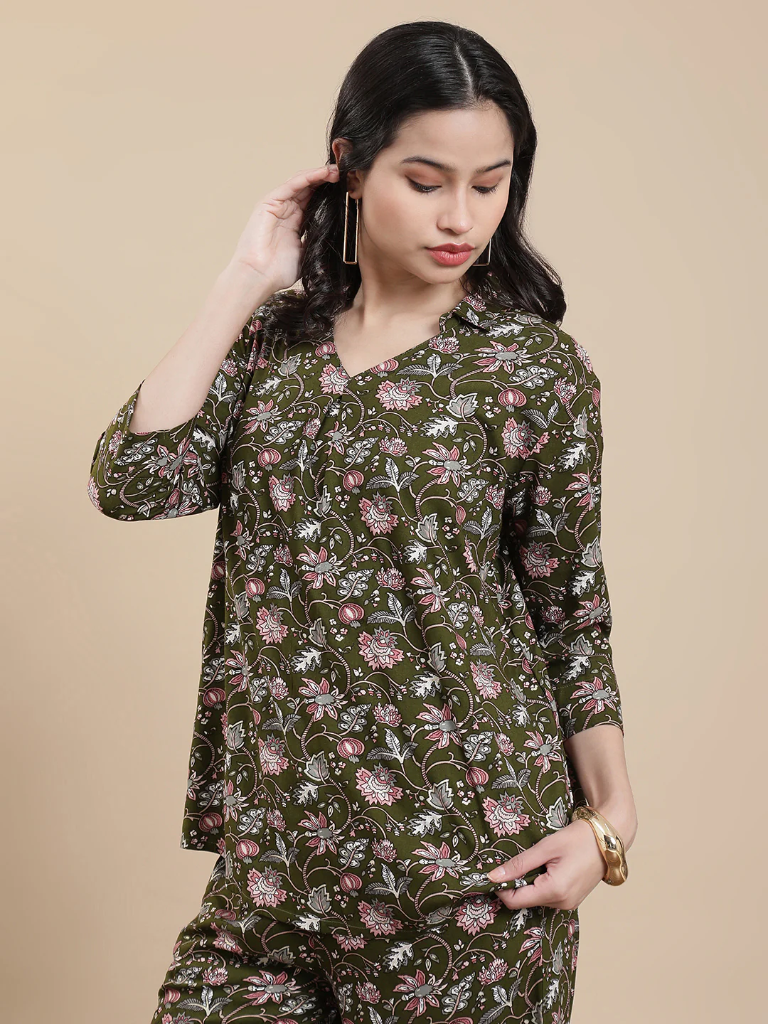 Women Green Festive Top - Image 4