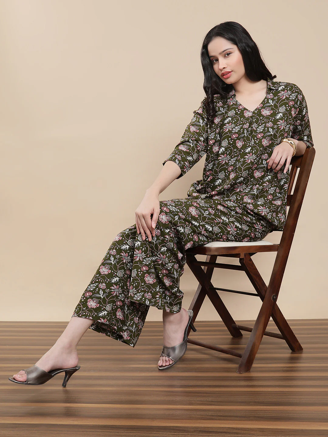 Women Green Festive Top - Image 5