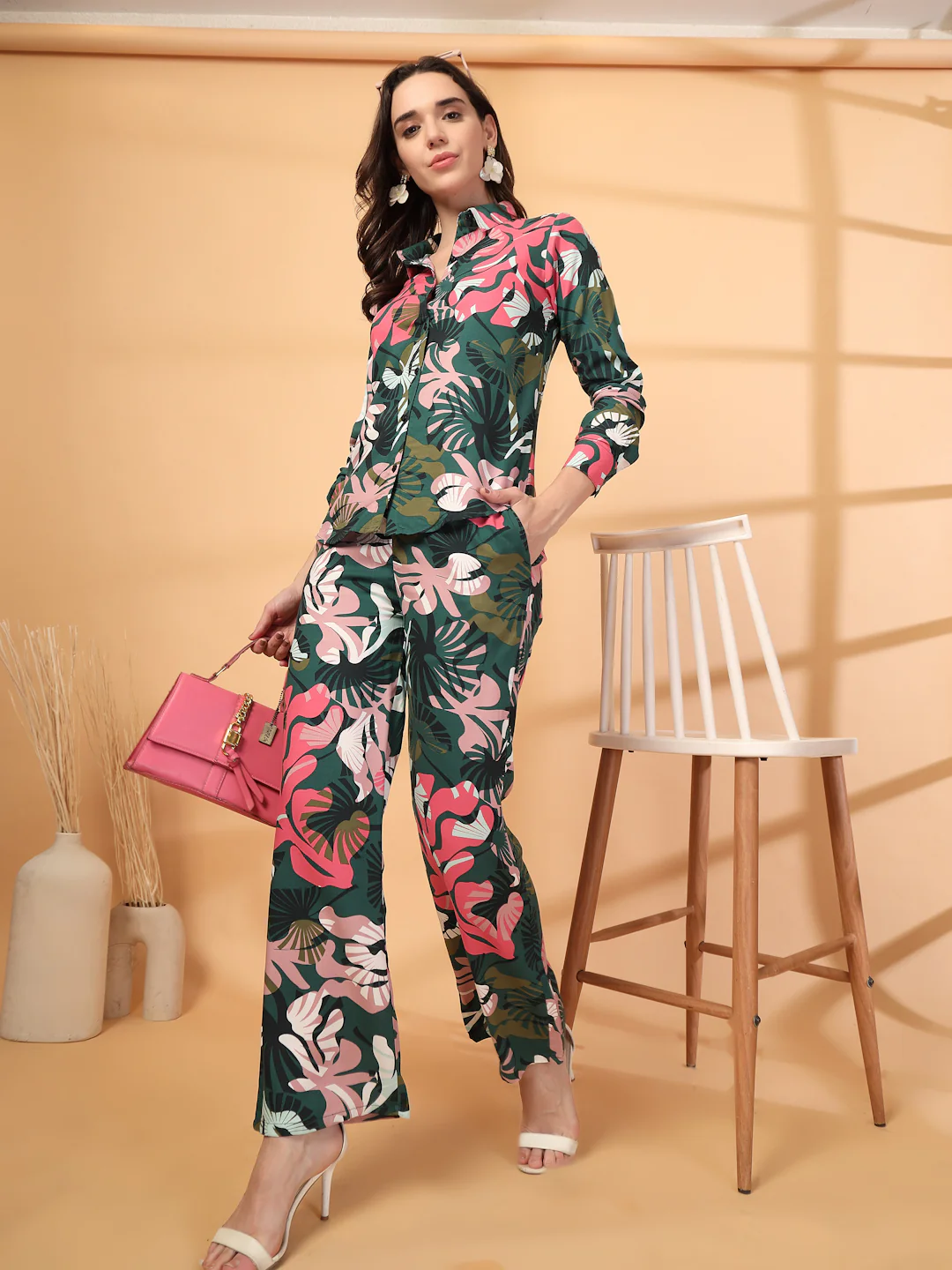 Women Green  Floral Print Co-ords - Image 6