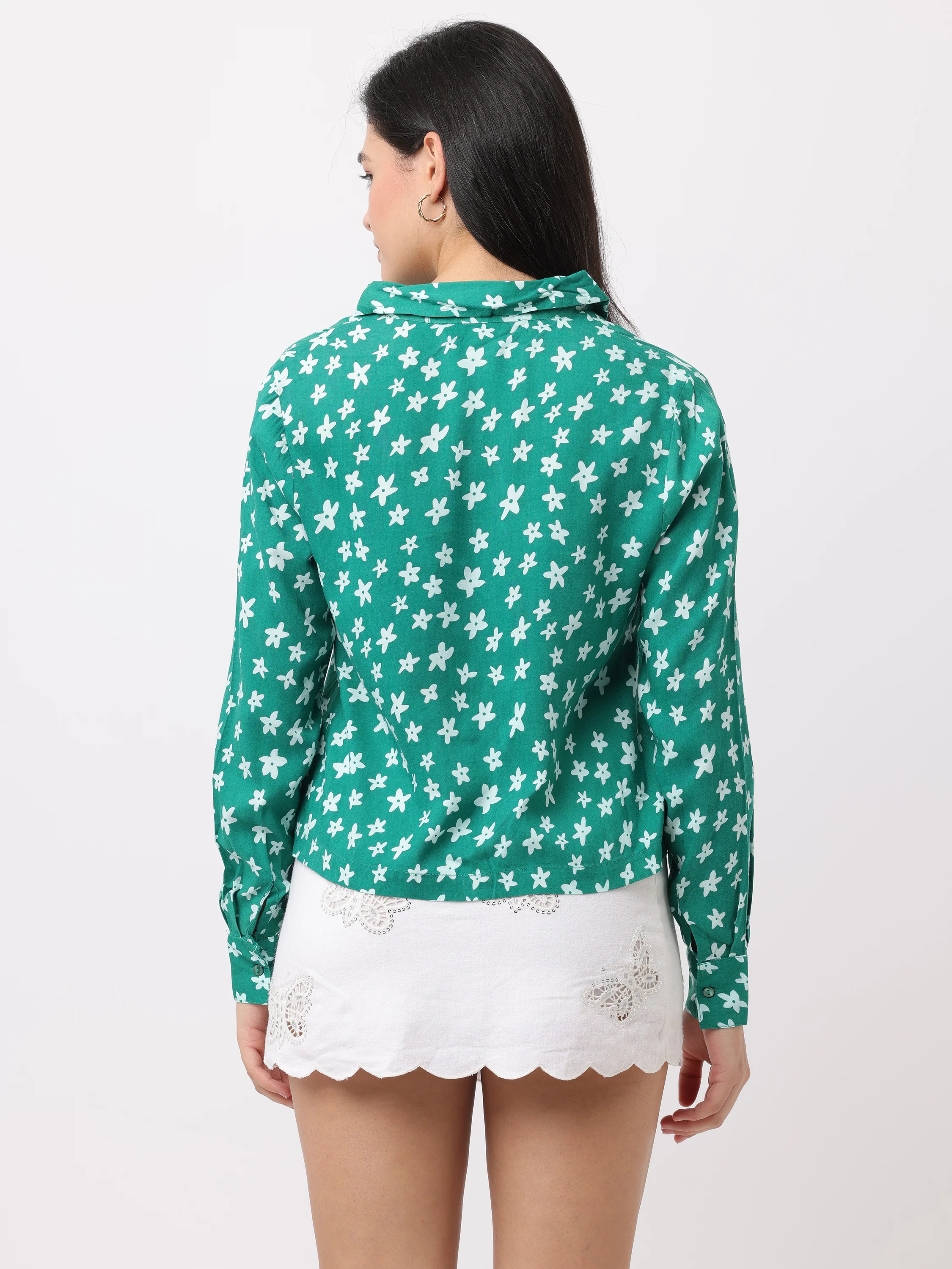 Women Green Floral Printed Comfort Fit Shirt - Image 5