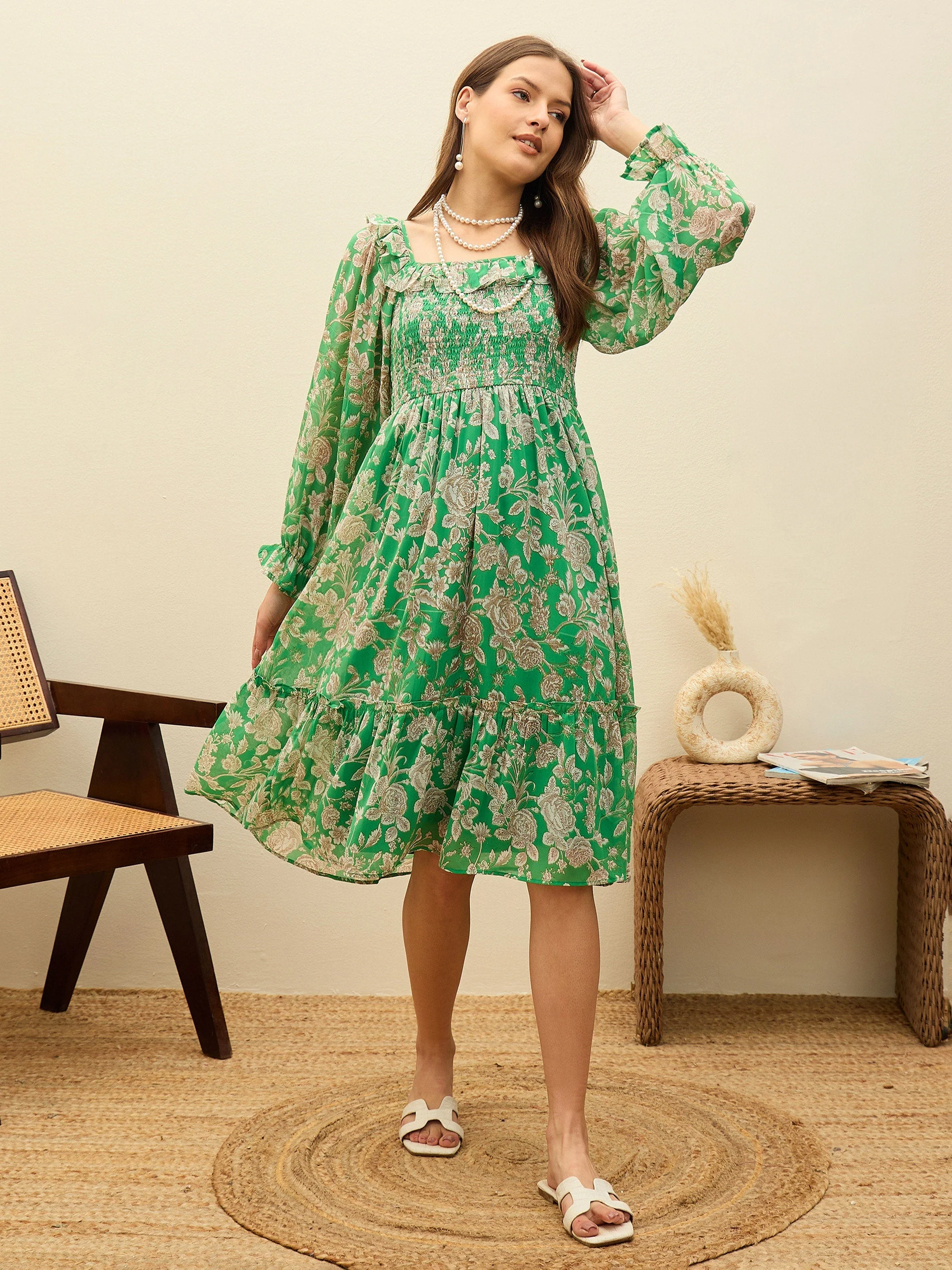 Women Green Floral Square Neck Midi Dress - Image 2