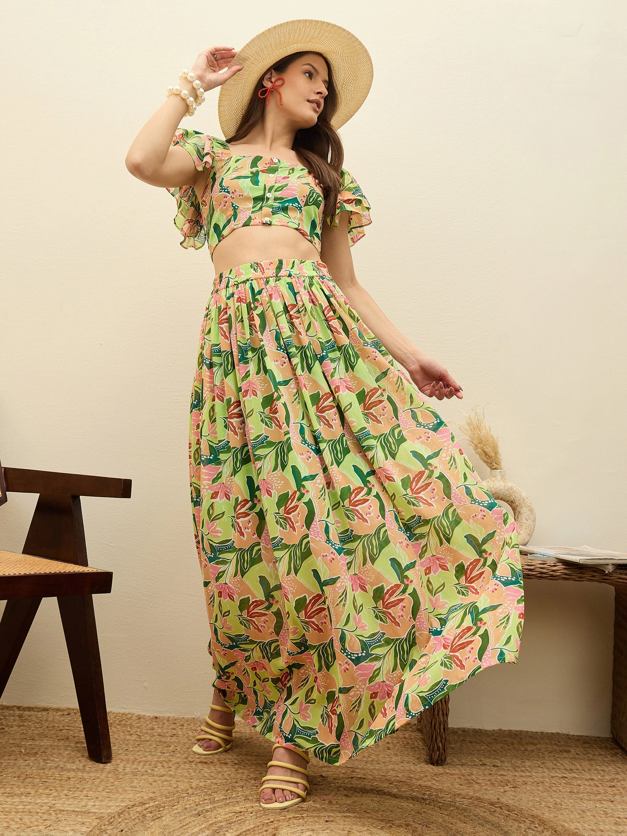 Women Green Floral Strappy Crop Top With Maxi Skirt - Image 3