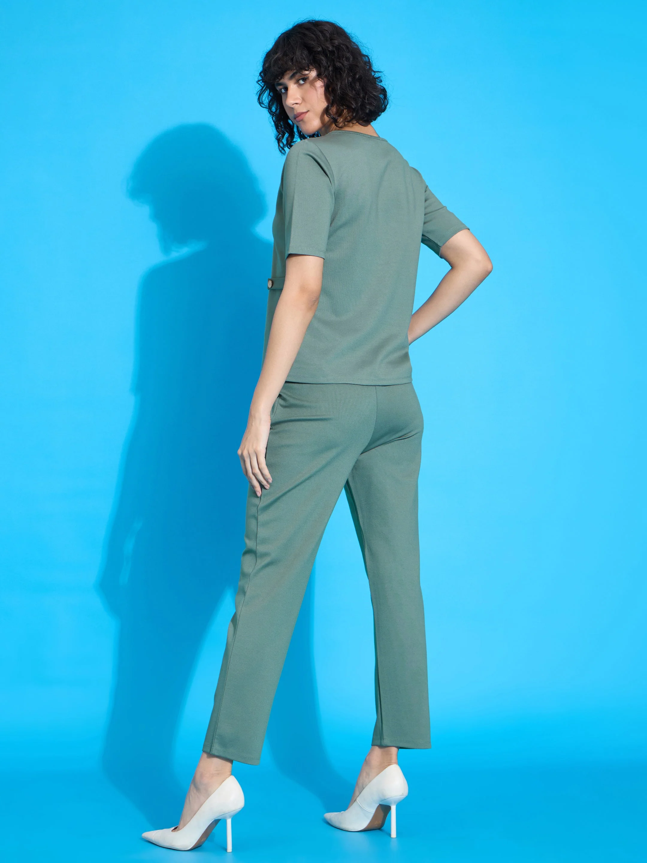 Women Green Half Sleeves Top With Tapered Pants - Image 6