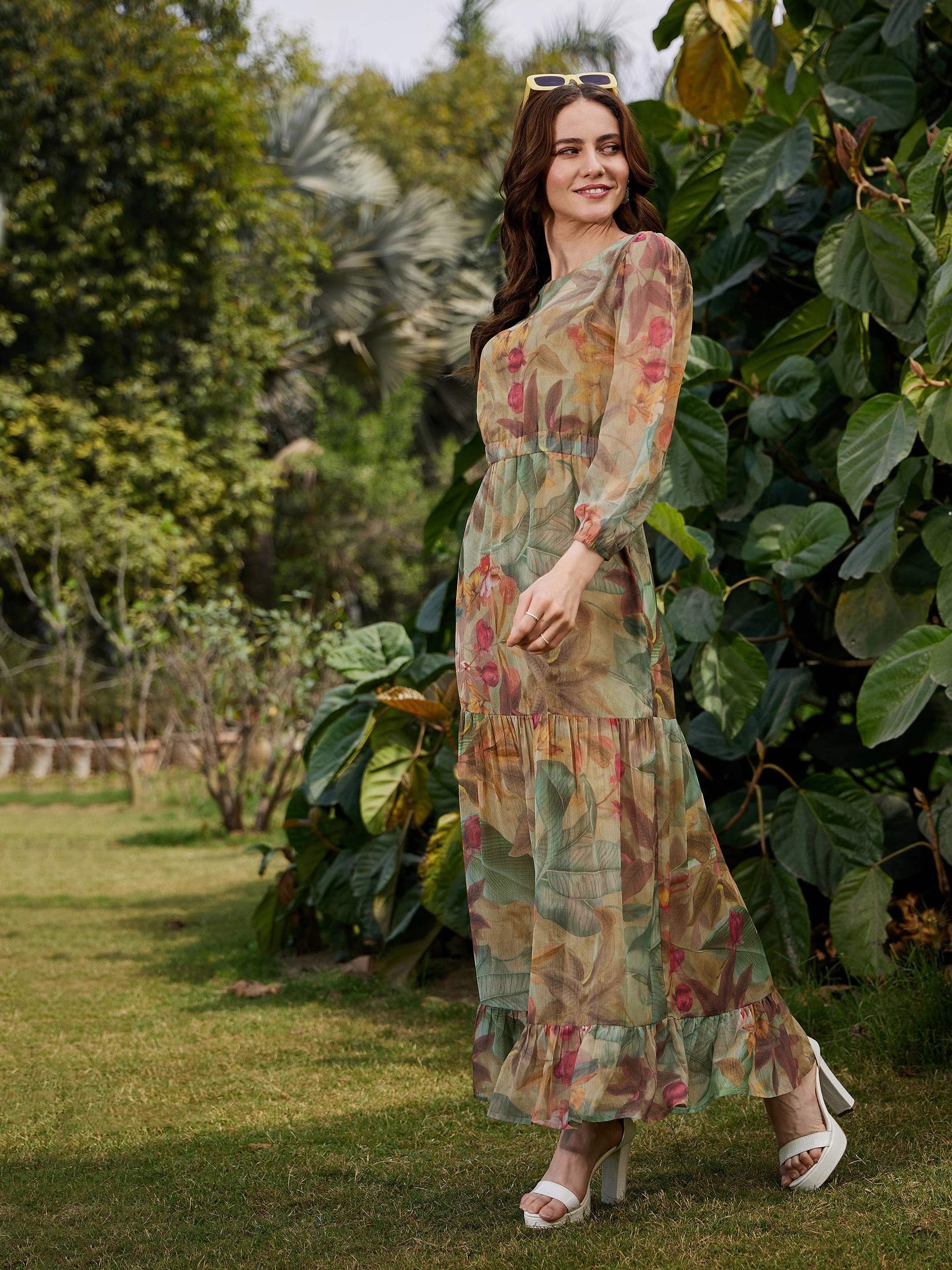 Women Green Jungle Printed Waist Cut Out Maxi Dress - Image 3