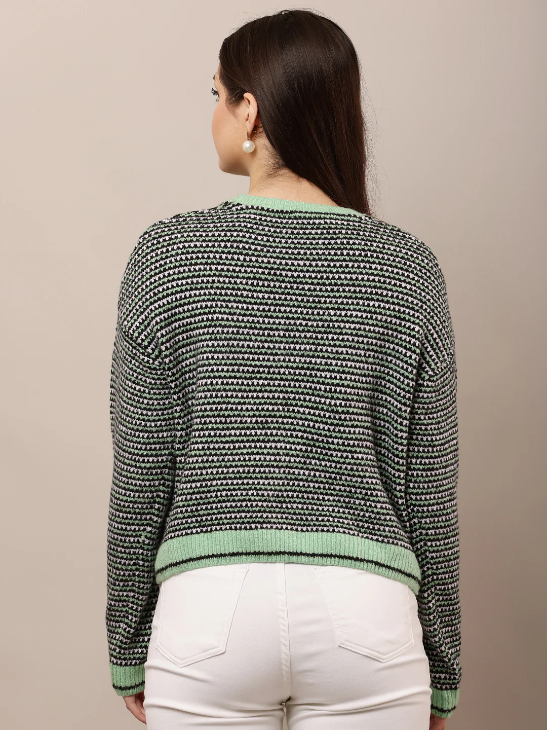 Women Green Loose Round Neck Sweater - Image 4