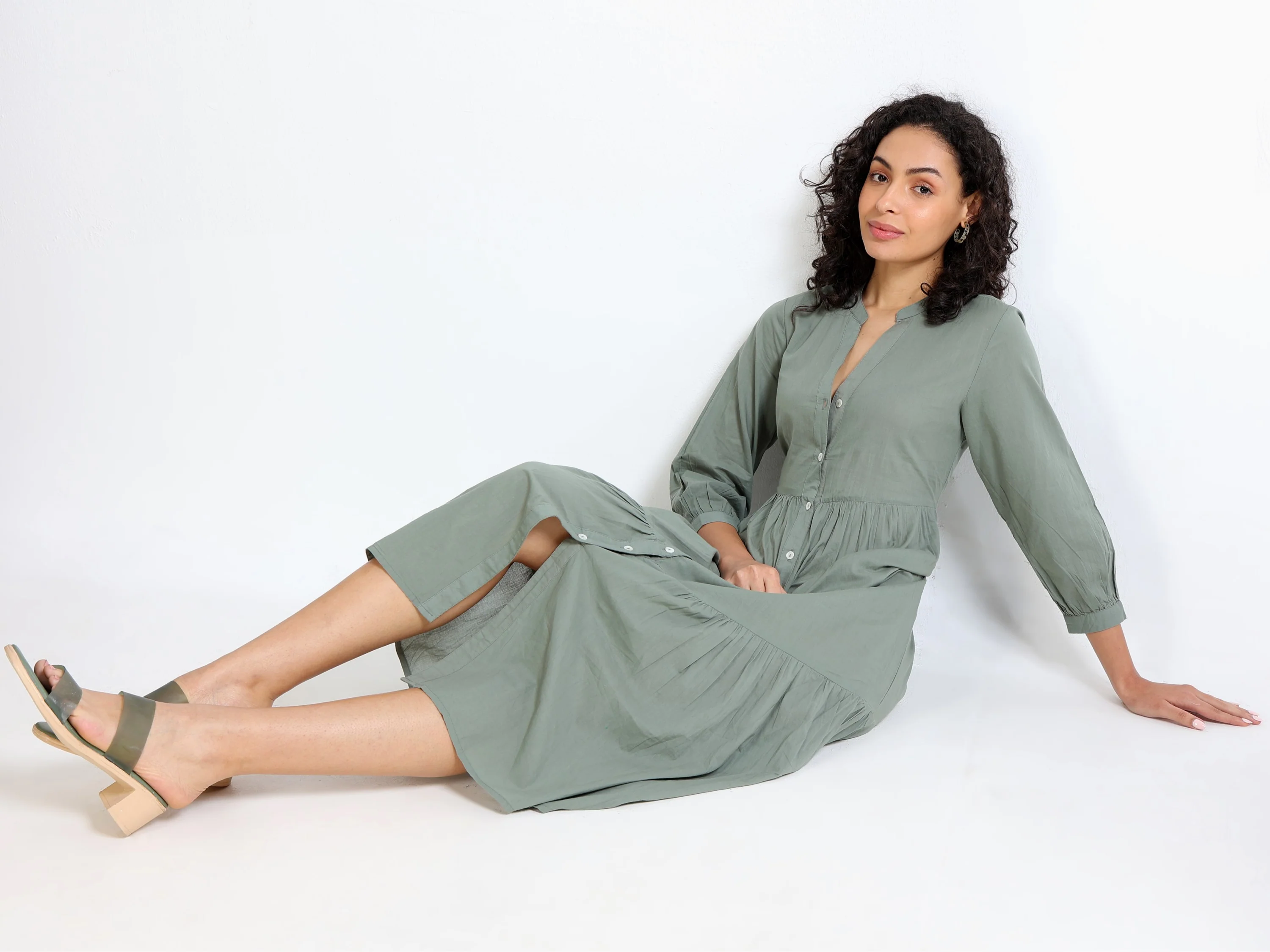 Women Green Maxi Tier Dress - Image 2