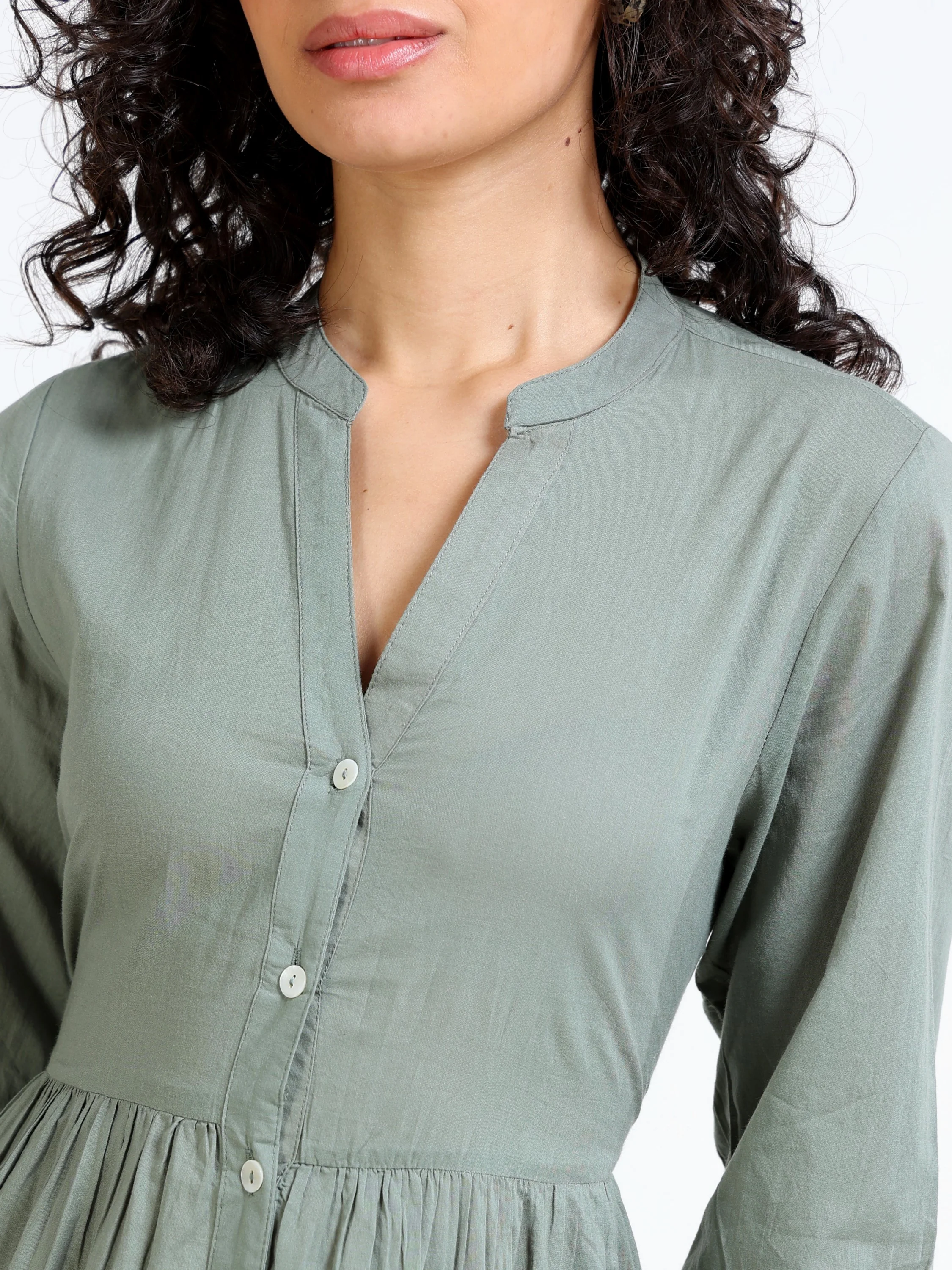 Women Green Maxi Tier Dress - Image 3