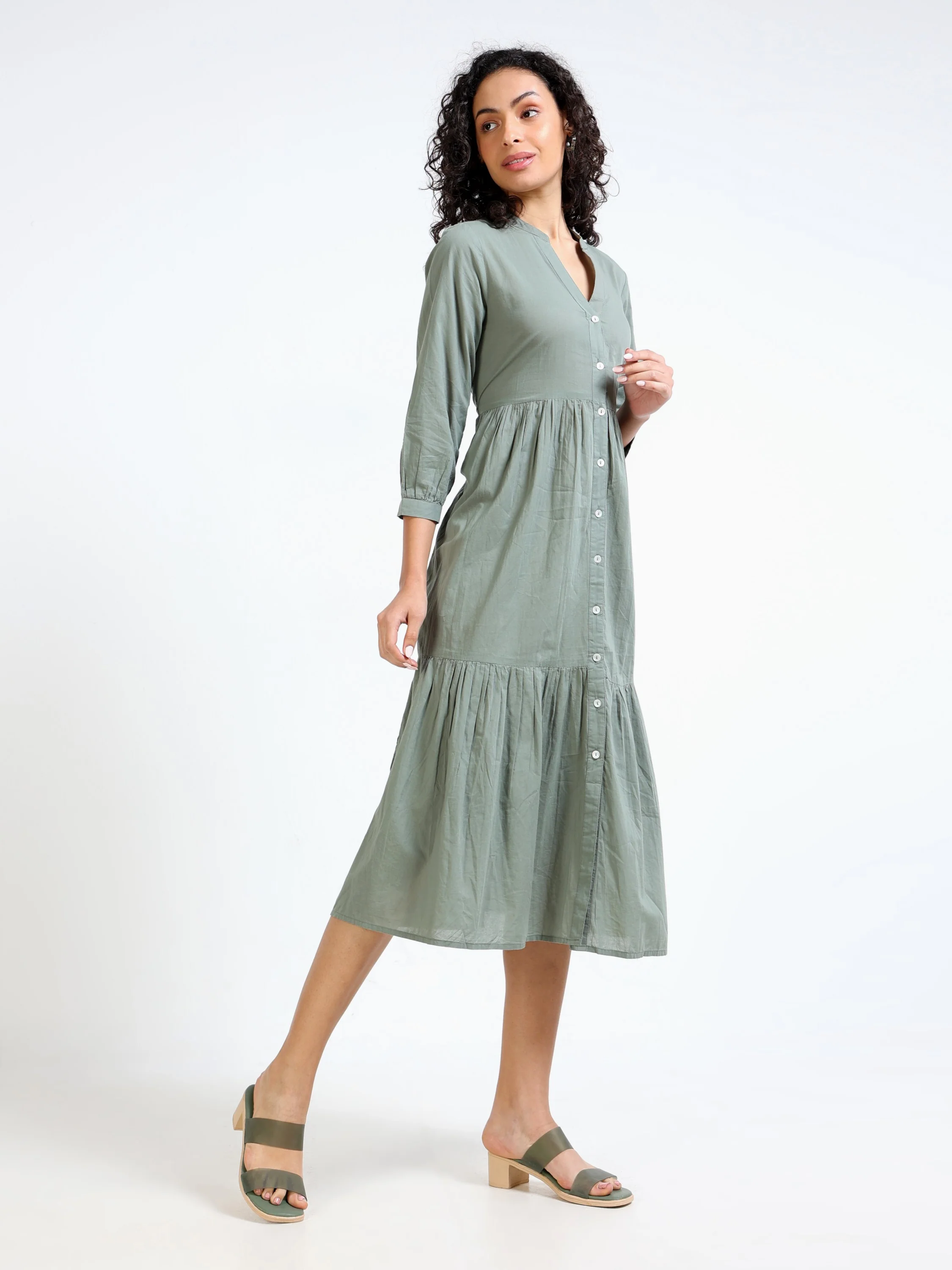 Women Green Maxi Tier Dress - Image 5