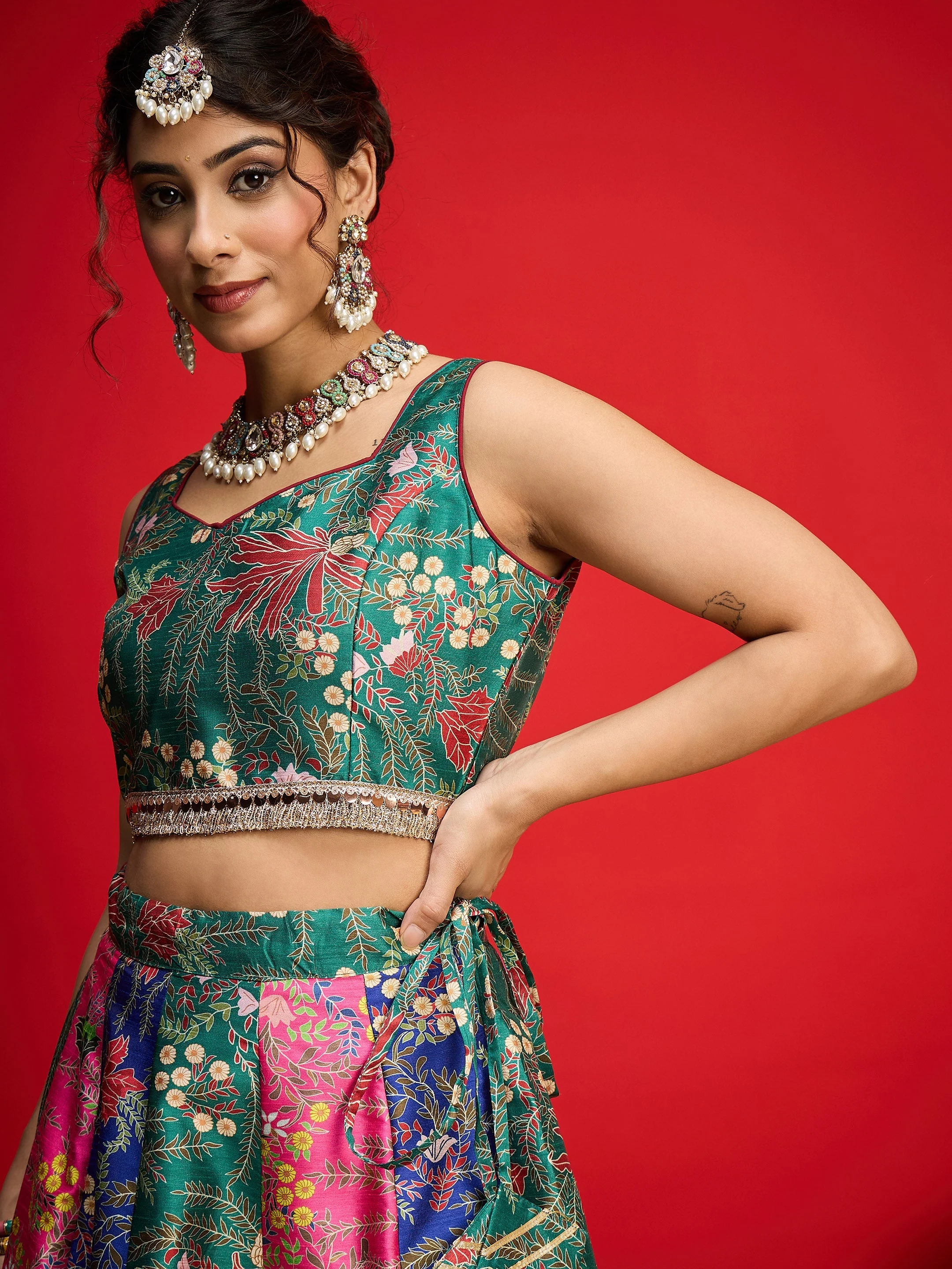 Women Green Multi Floral Anarkali Skirt With Crop Top - Image 4
