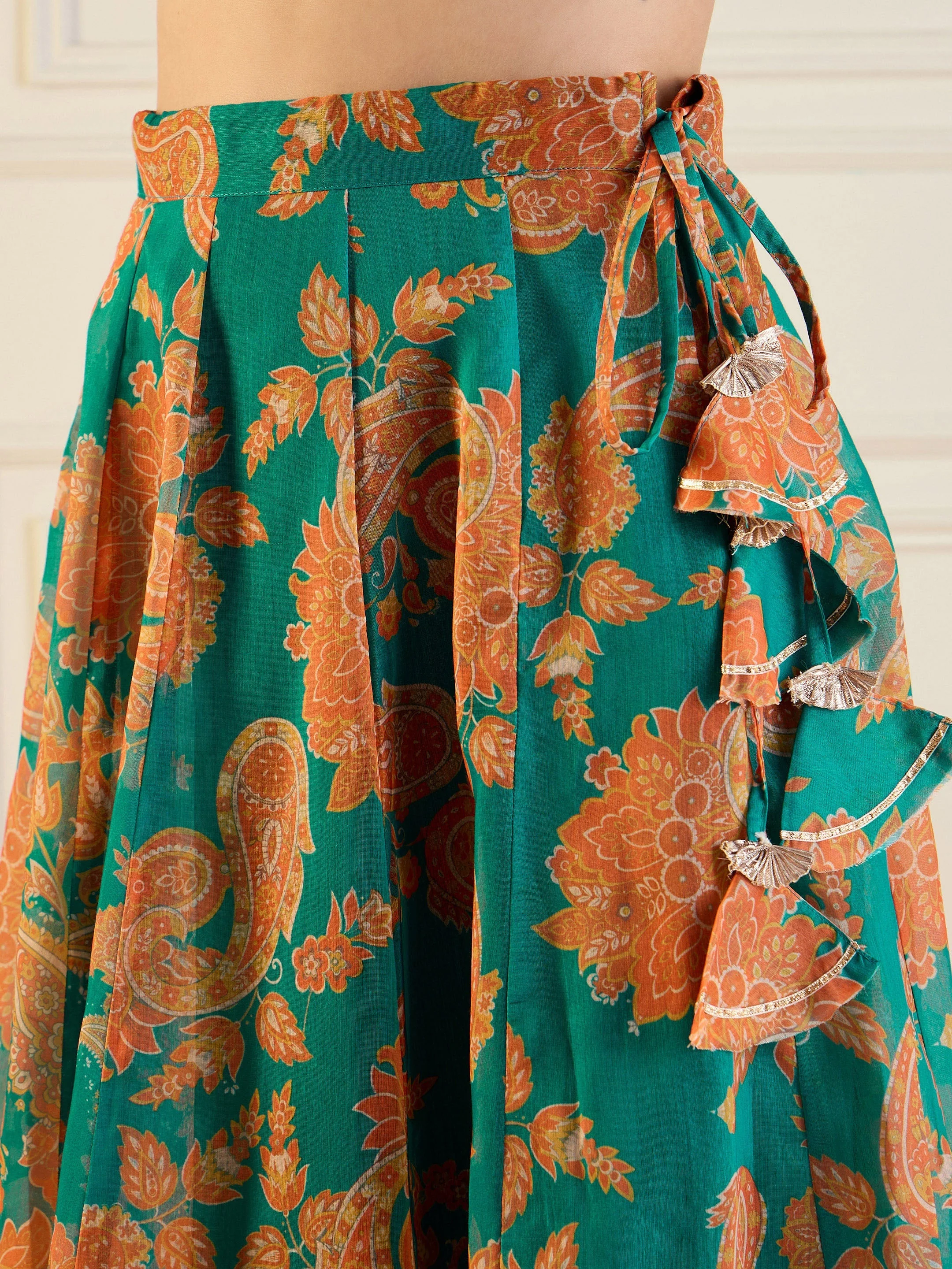 Women Green & Mustard Floral Anarkali Skirt With Crop Top - Image 5