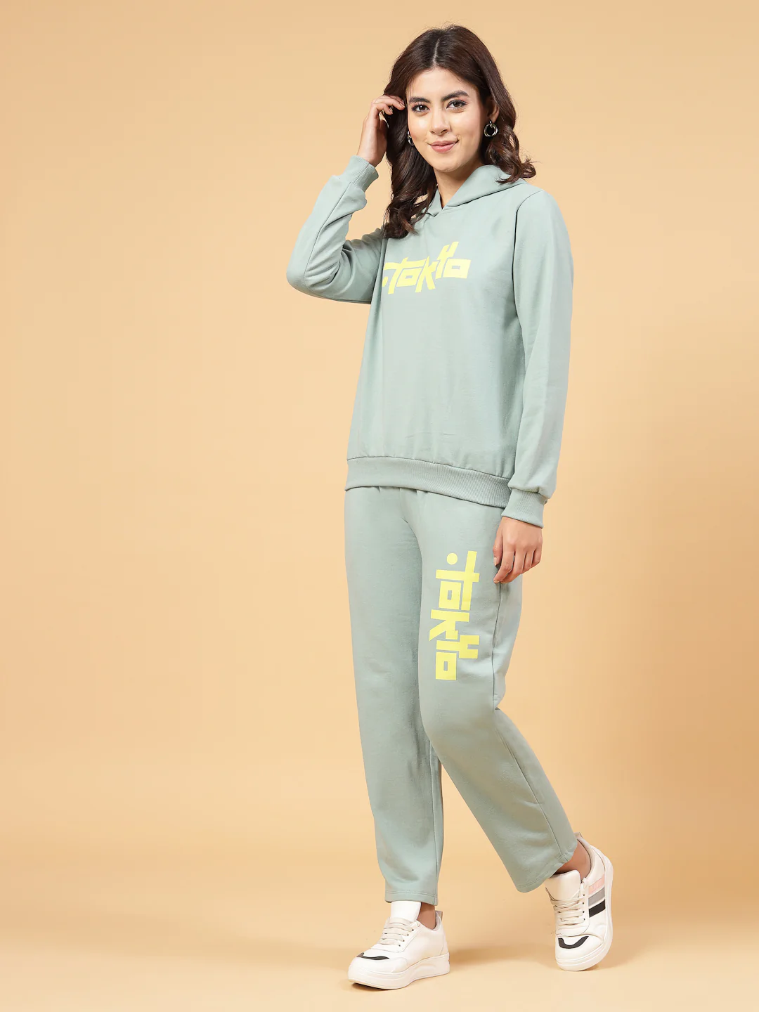 Women Green Oversized co-ords - Image 5