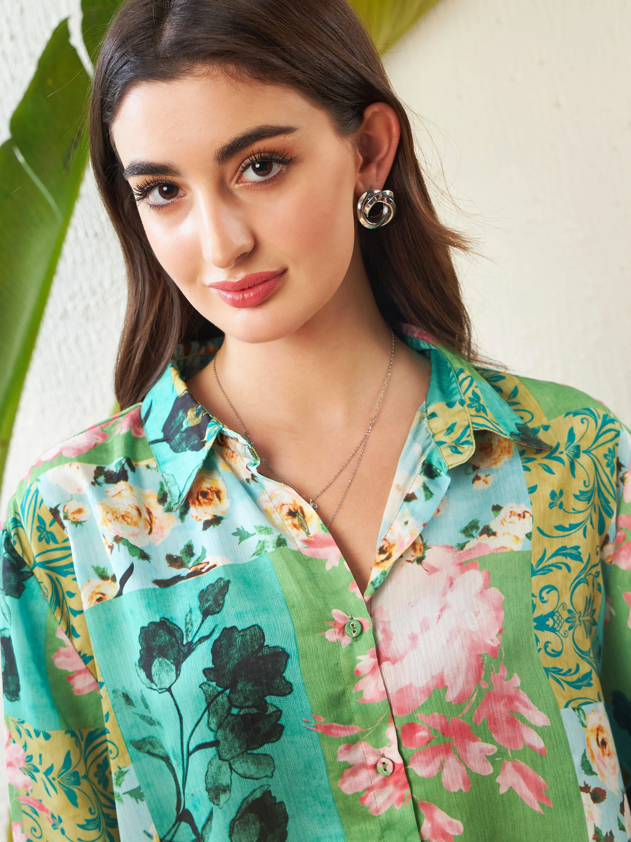 Women Green Placement Floral Oversized Shirt - Image 4
