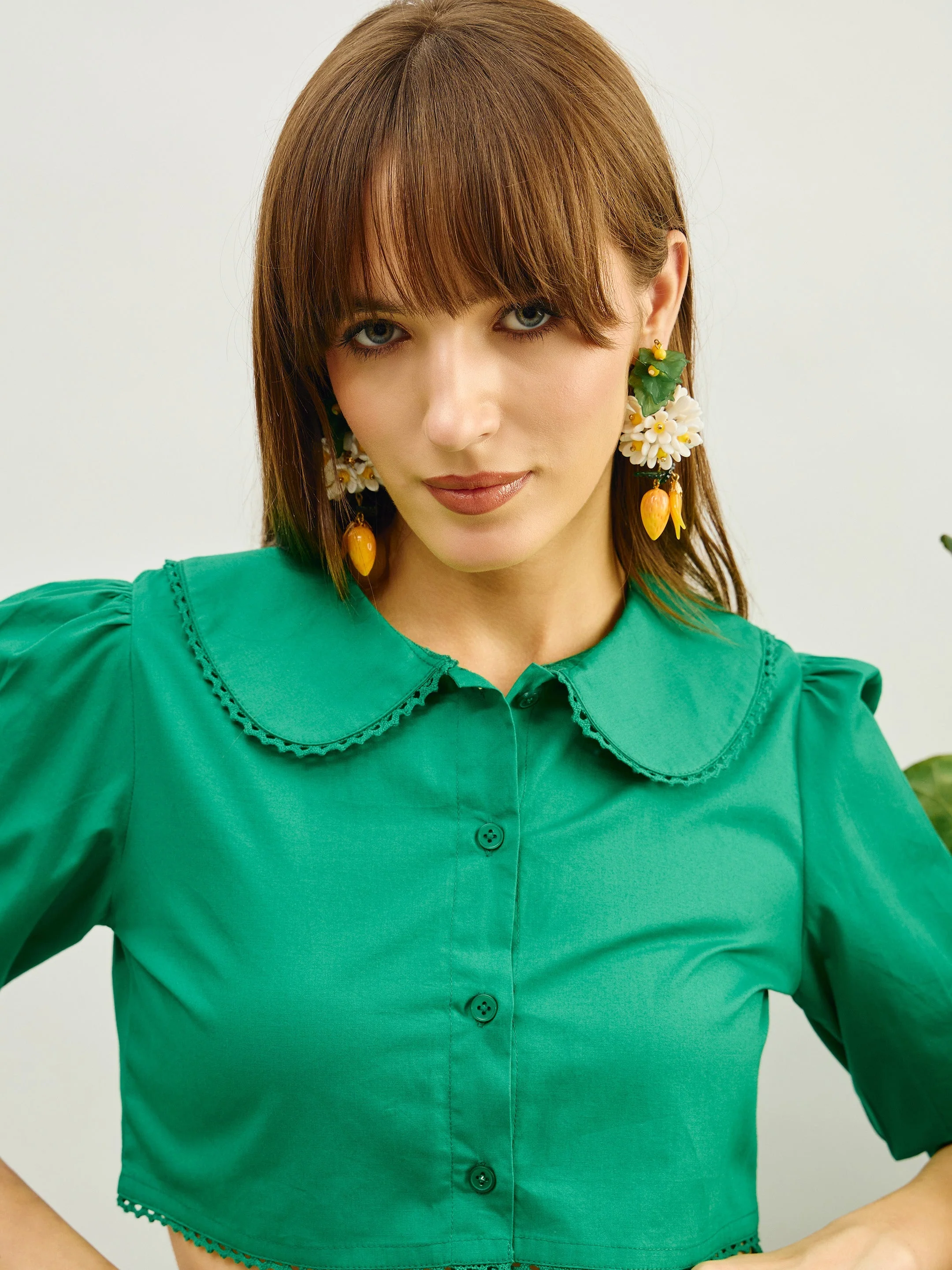 Women Green Poplin Peterpan Collar Top With Flared Pants - Image 3