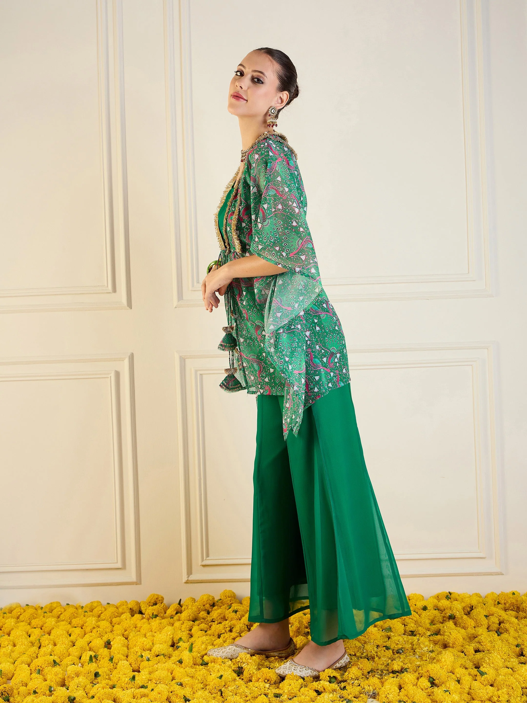 Women Green Printed Cape With Flared Pants & Crop Top - Image 3