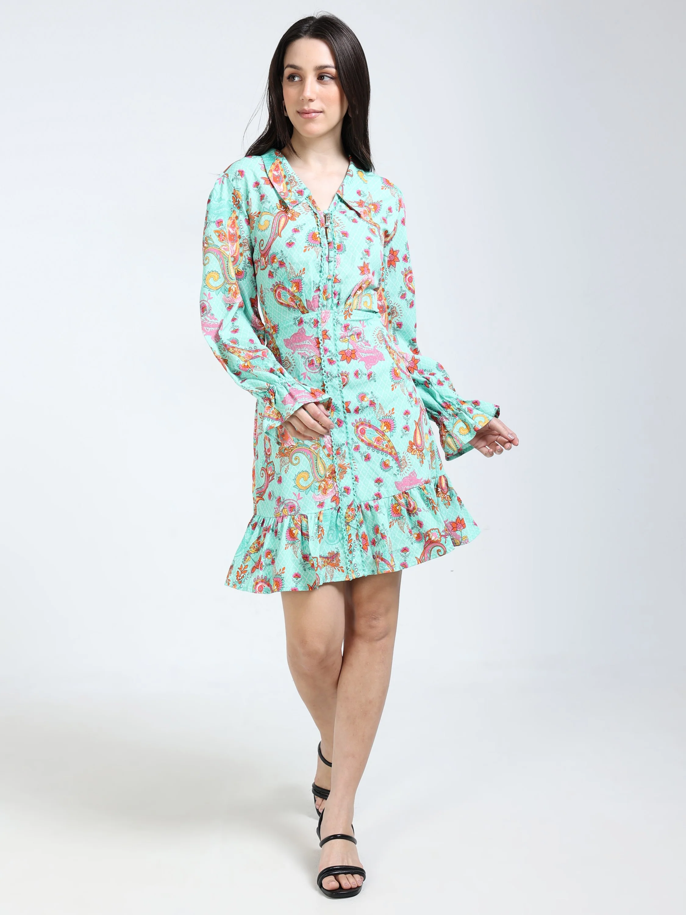 Women Green Cutout Flare Dress - Image 4