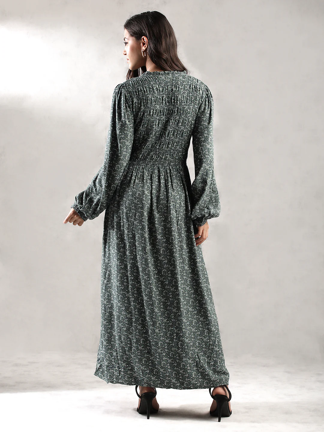 Women Green Regular Fit Dress - Image 4