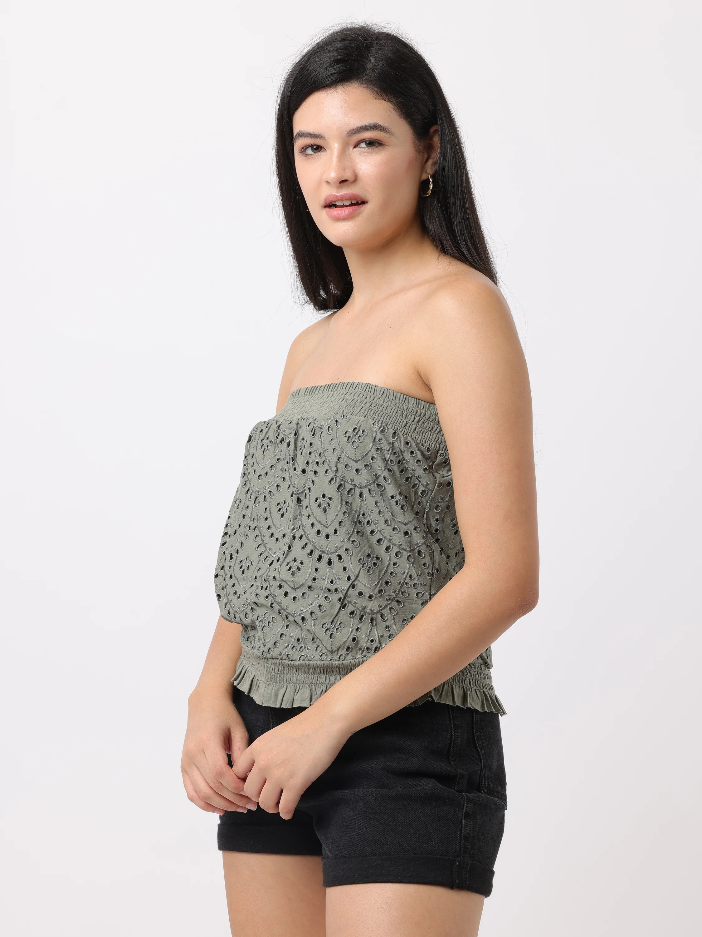 Women Green Schiffli Tube Top - Image 4