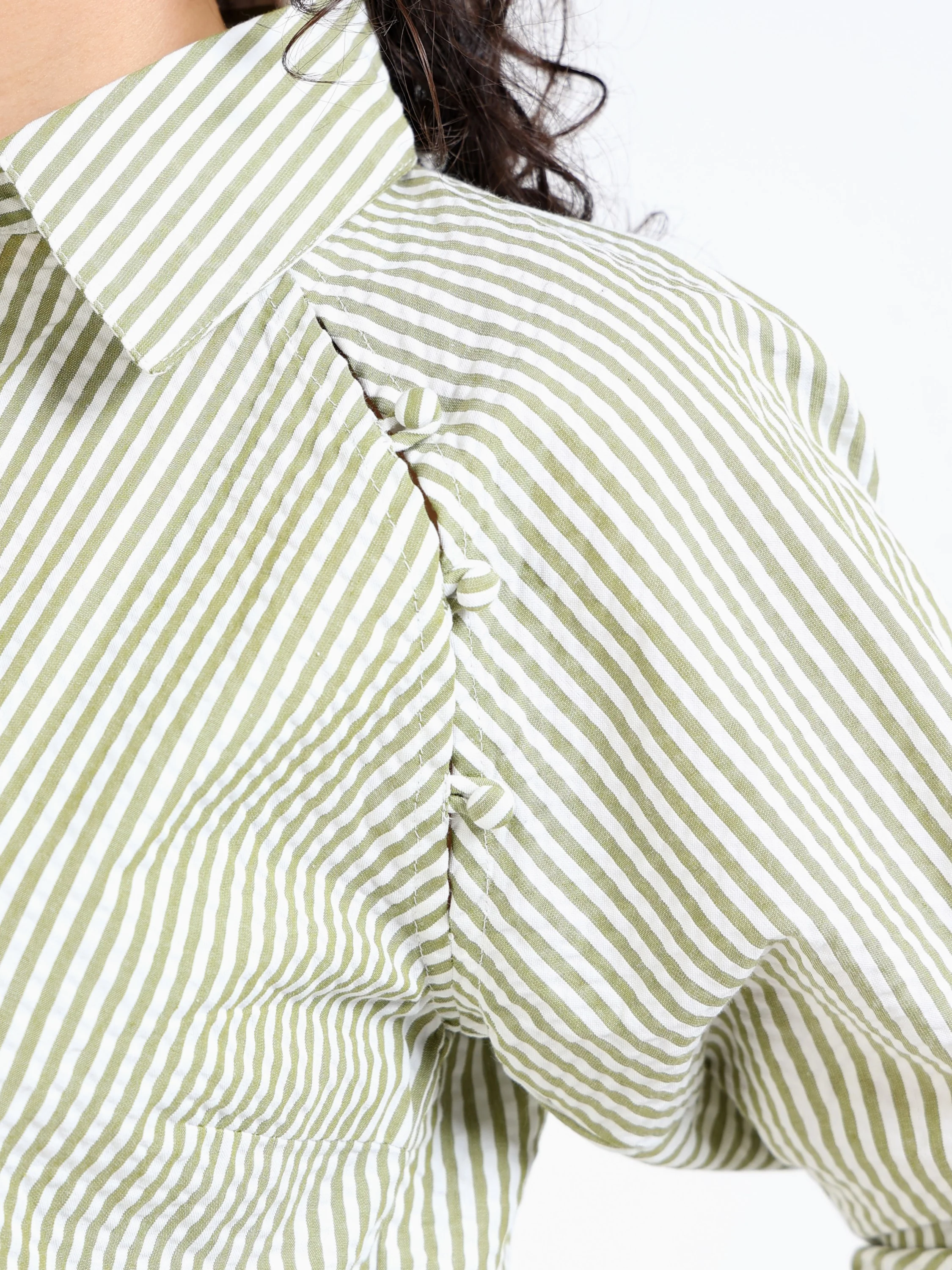 Women Green Raglan Sleeve Top - Image 7