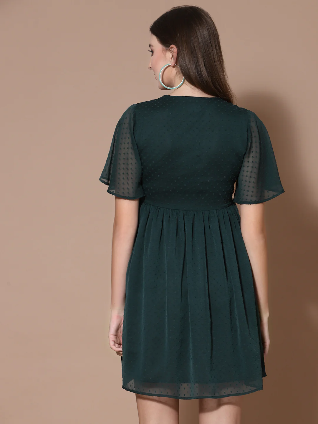 Women Green Swiss Dot Odour Free Crepe Midi Dress - Image 4