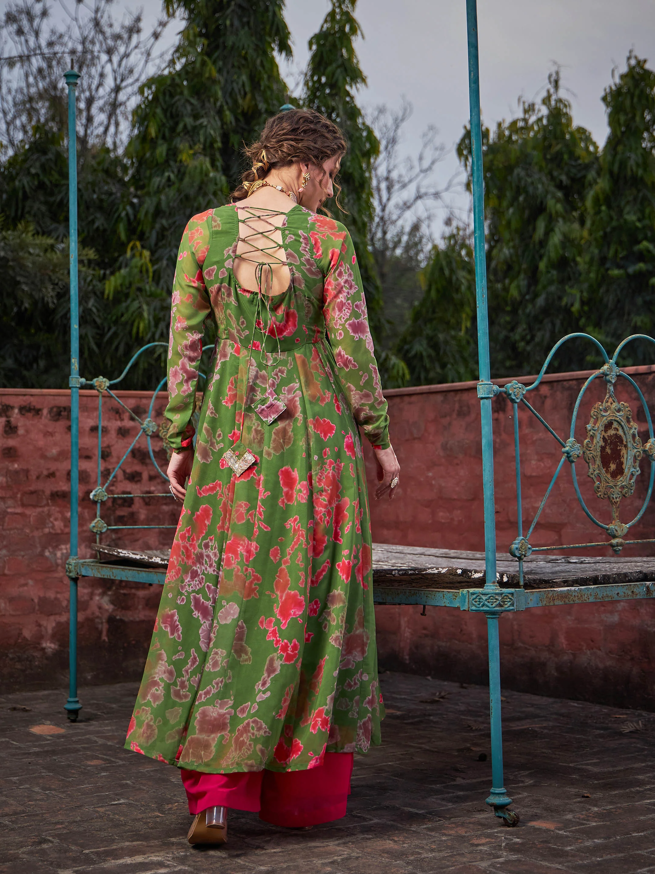 Women Green Tie & Dye Back Criss Cross Dori Anarkali Kurta - Image 5