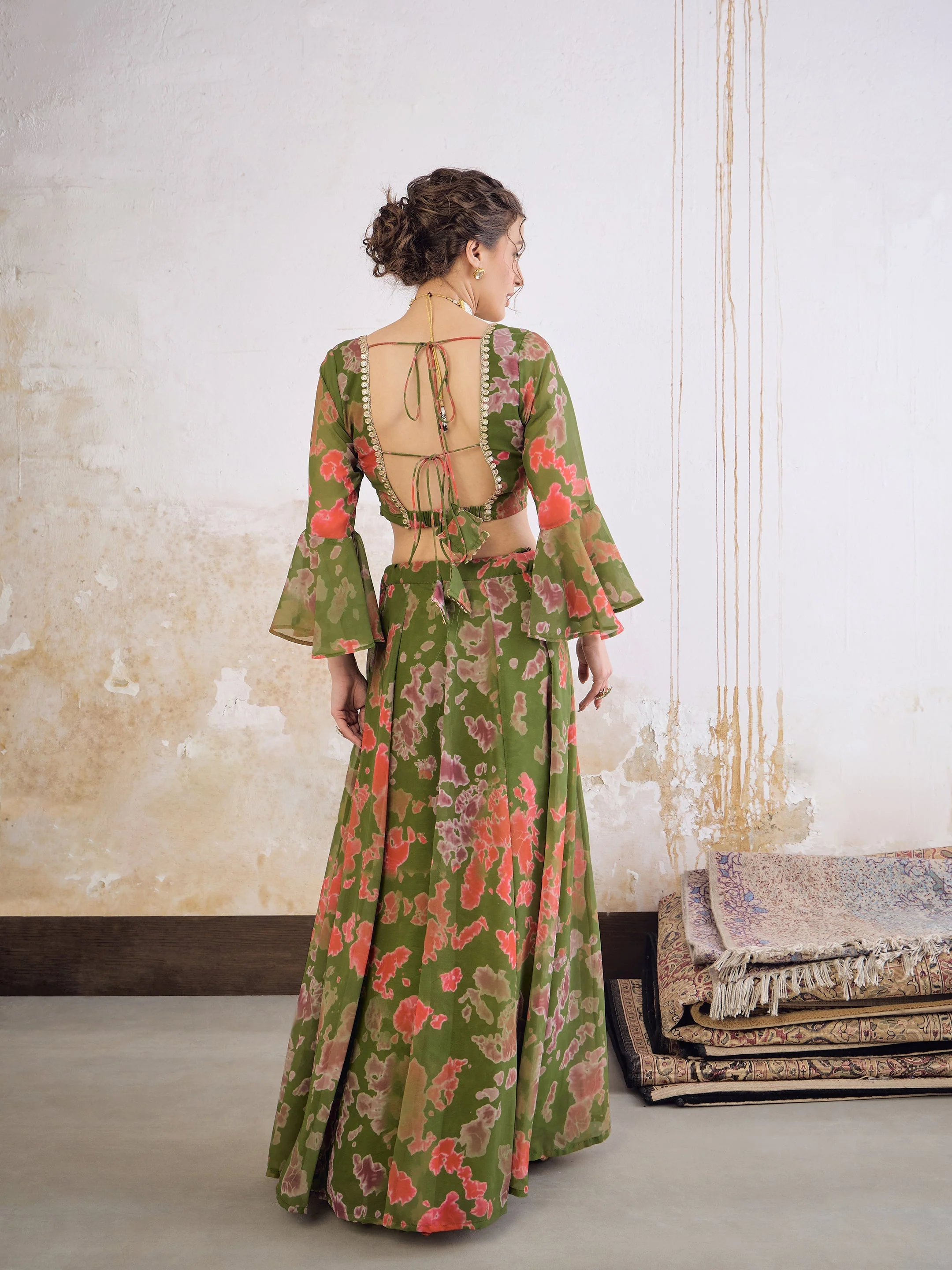 Women Green  Tie & dye Crop Top With Anarkali Skirt - Image 5