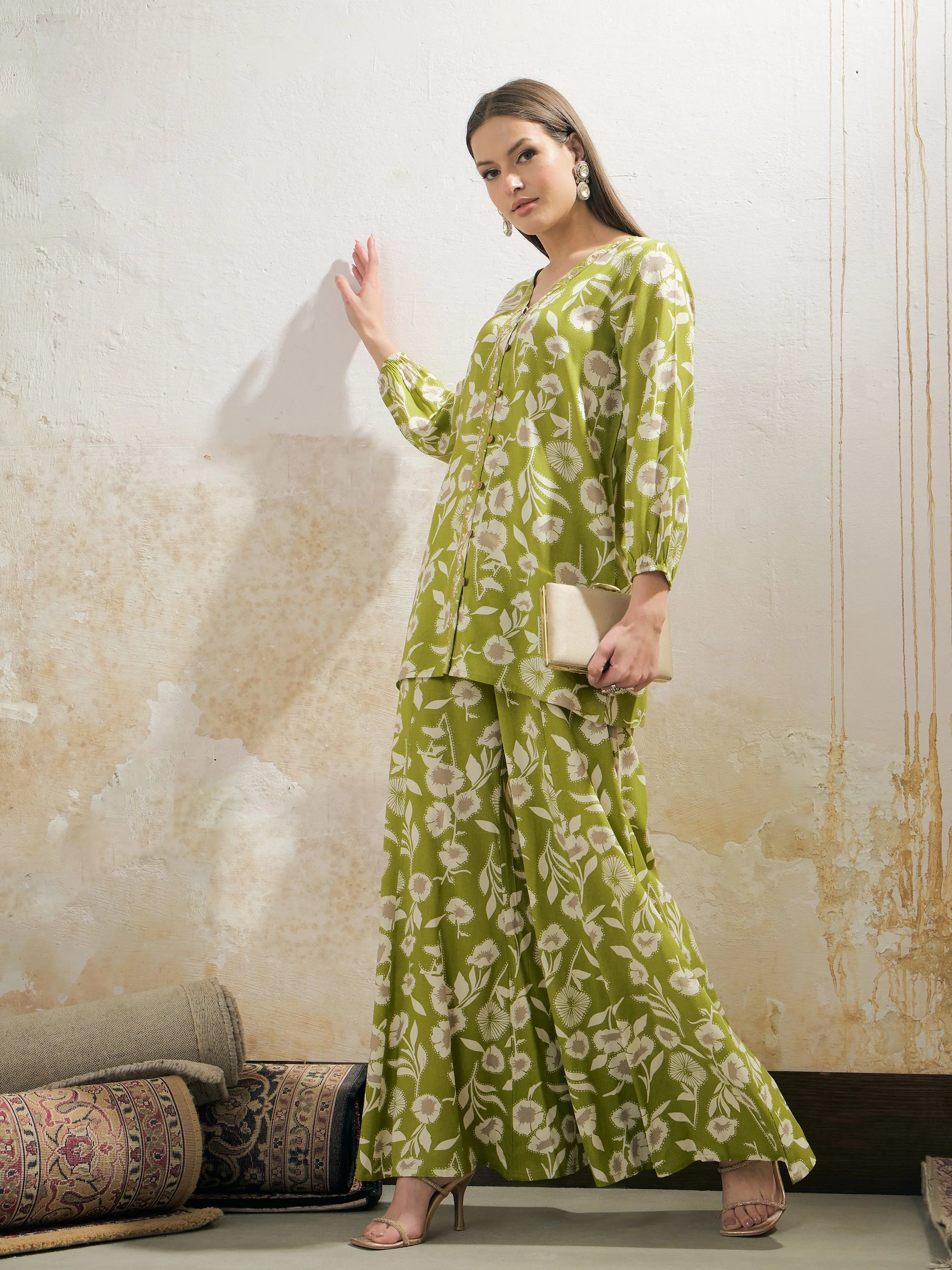 Women Green & White Floral Rayon Shirt With Palazzos - Image 2