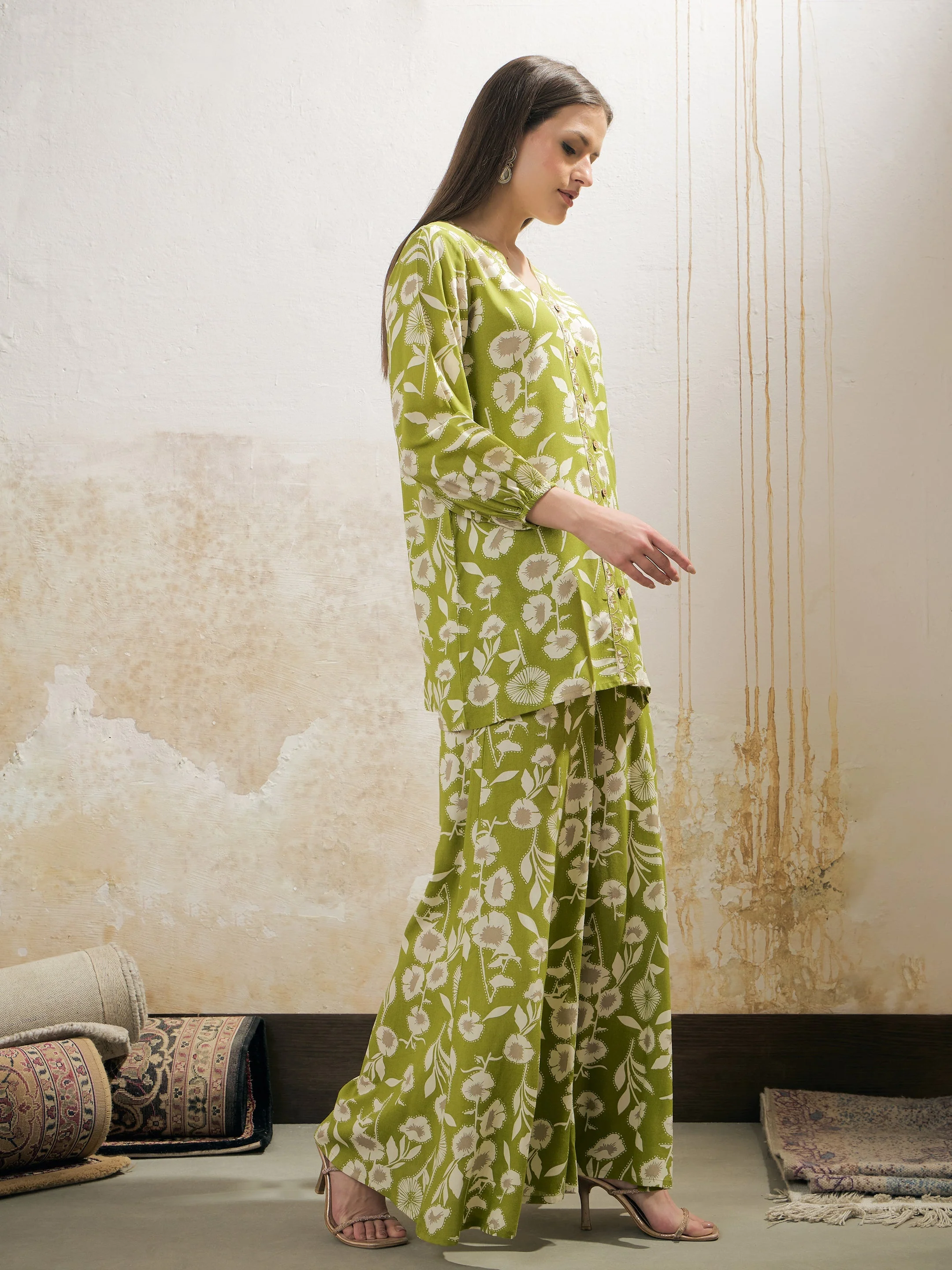 Women Green & White Floral Rayon Shirt With Palazzos - Image 3