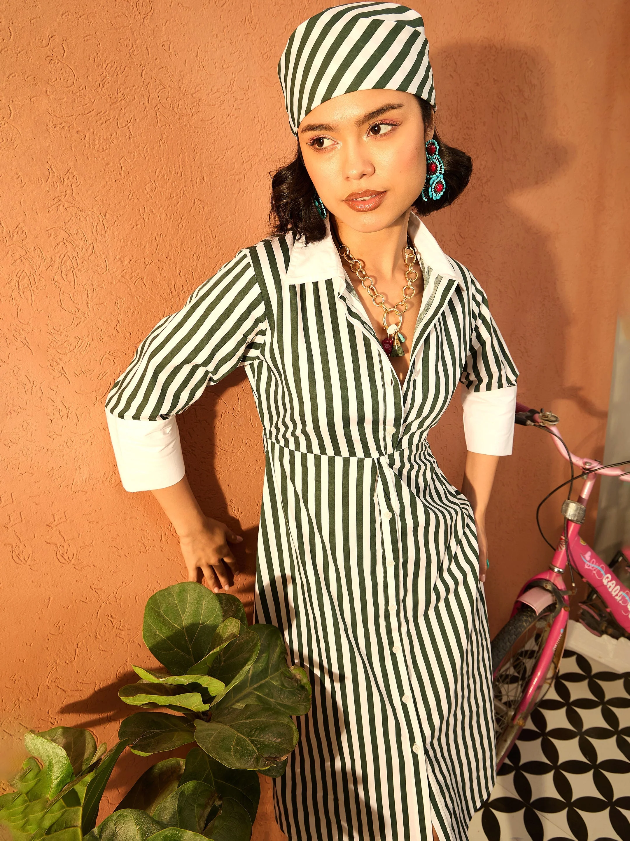 Women Green & White Stripe Contrast Collar Midi Dress - Image 3