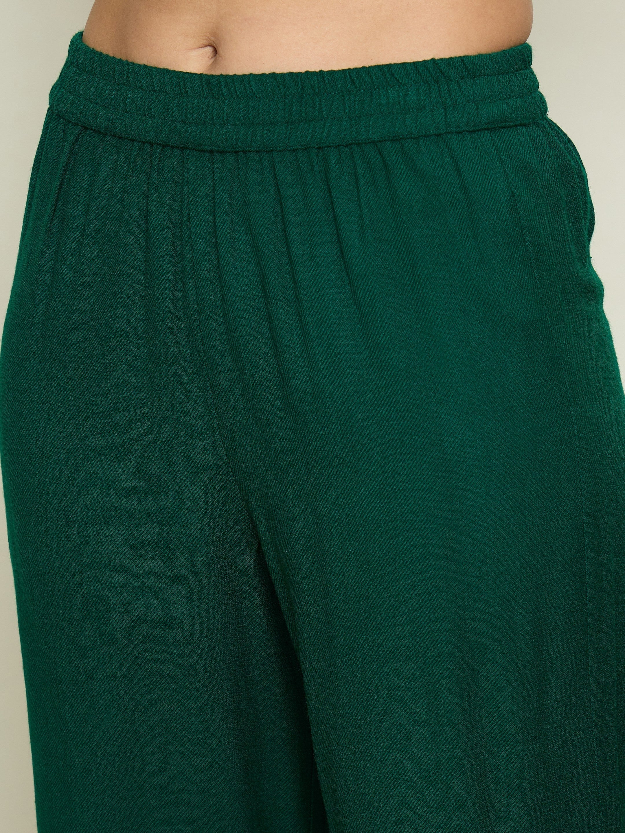 Women Green Woollen Embroidered Round Neck Short Kurta With Straight Pants - Image 3
