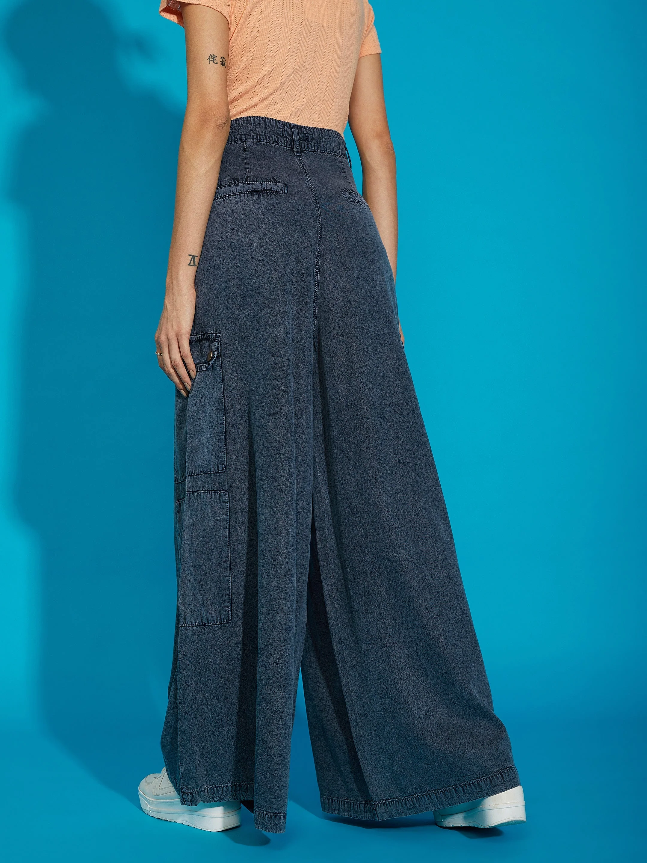 Women Grey Acid Wash Tencel Wide Leg Pants - Image 5