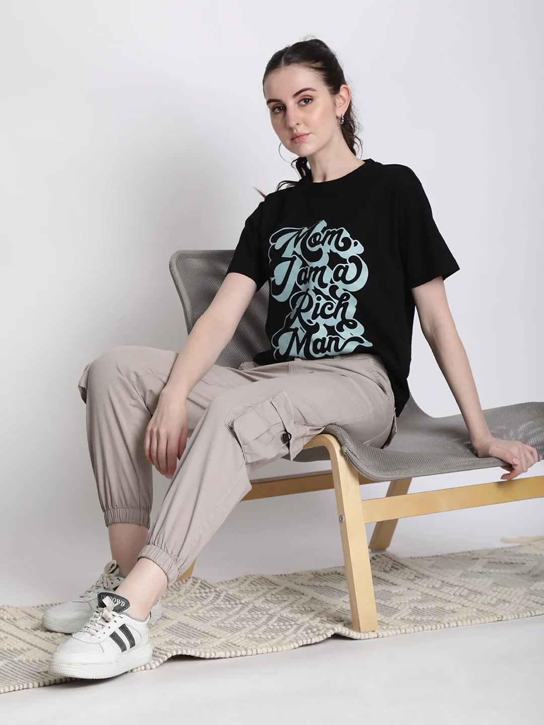 Women Grey Cargo Joggers with Flap Pockets - Image 5